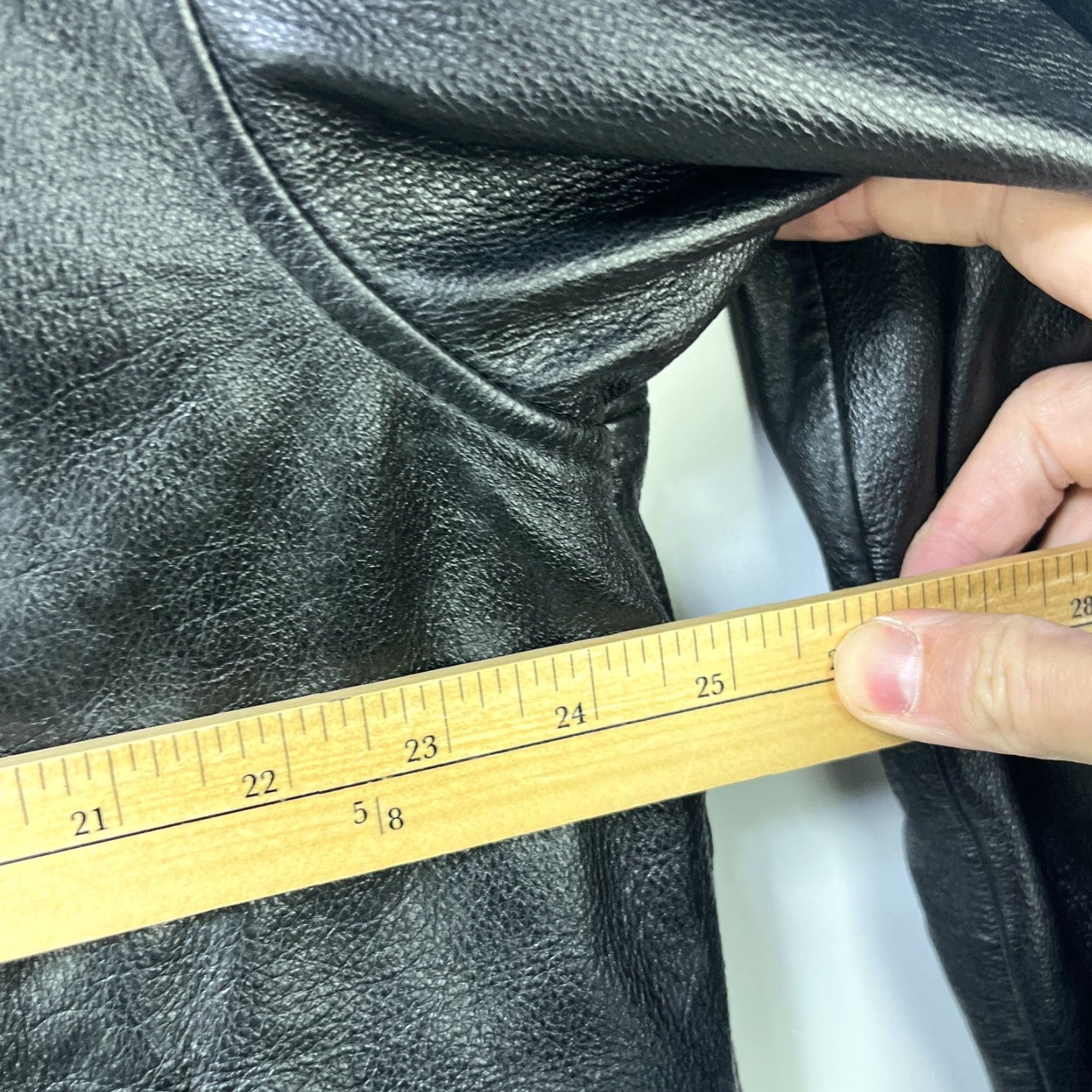 Vintage VINTAGE Wilsons Leather Julian Jacket Black L Mens Bomber Jacket 90s Outdoor Fleece Zip Size US L / EU 52-54 / 3 - 6 Thumbnail