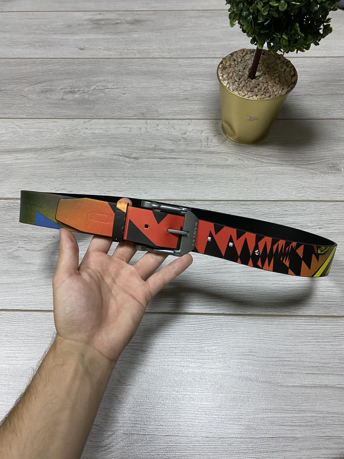 Oakley Oakley over print vintage belt patterns Size ONE SIZE - 1 Thumbnail