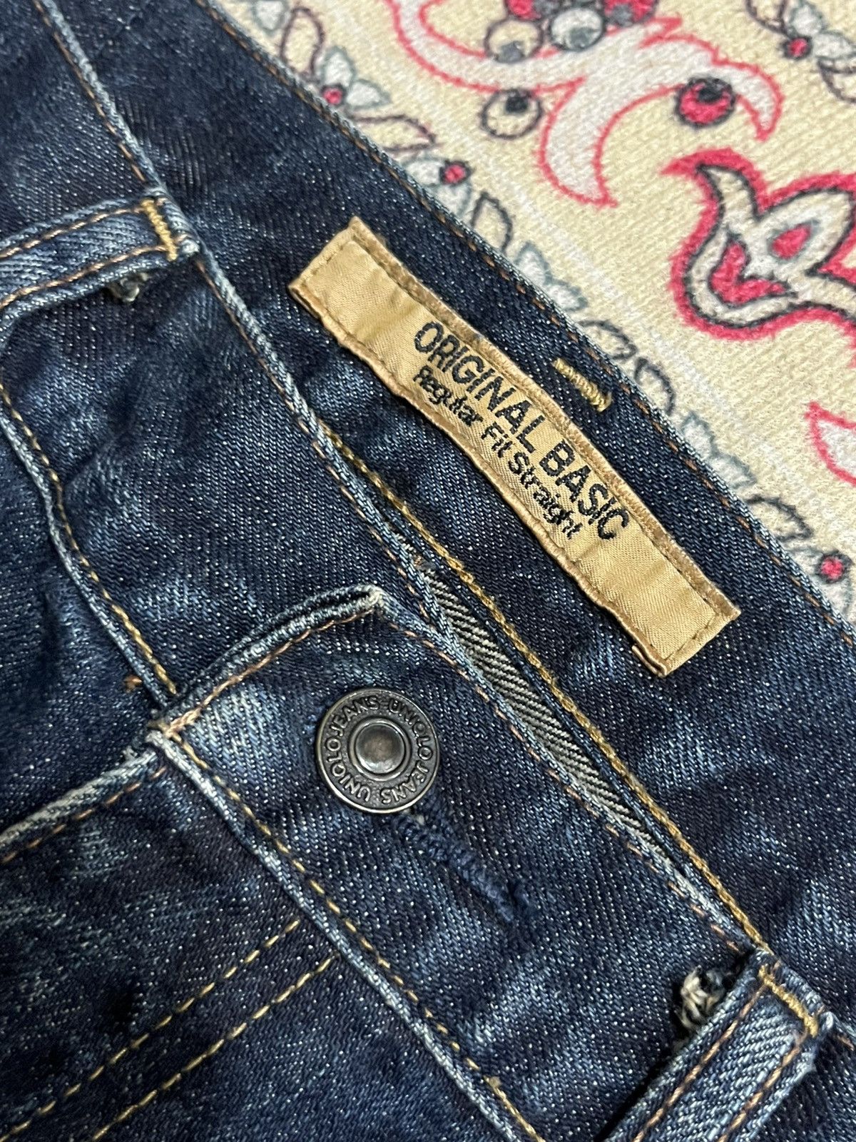 Undercover × Uniqlo Vintage Uniqlo S002 Dark Blue Washed Whisker Straight Jeans Size US 32 / EU 48 - 5 Thumbnail