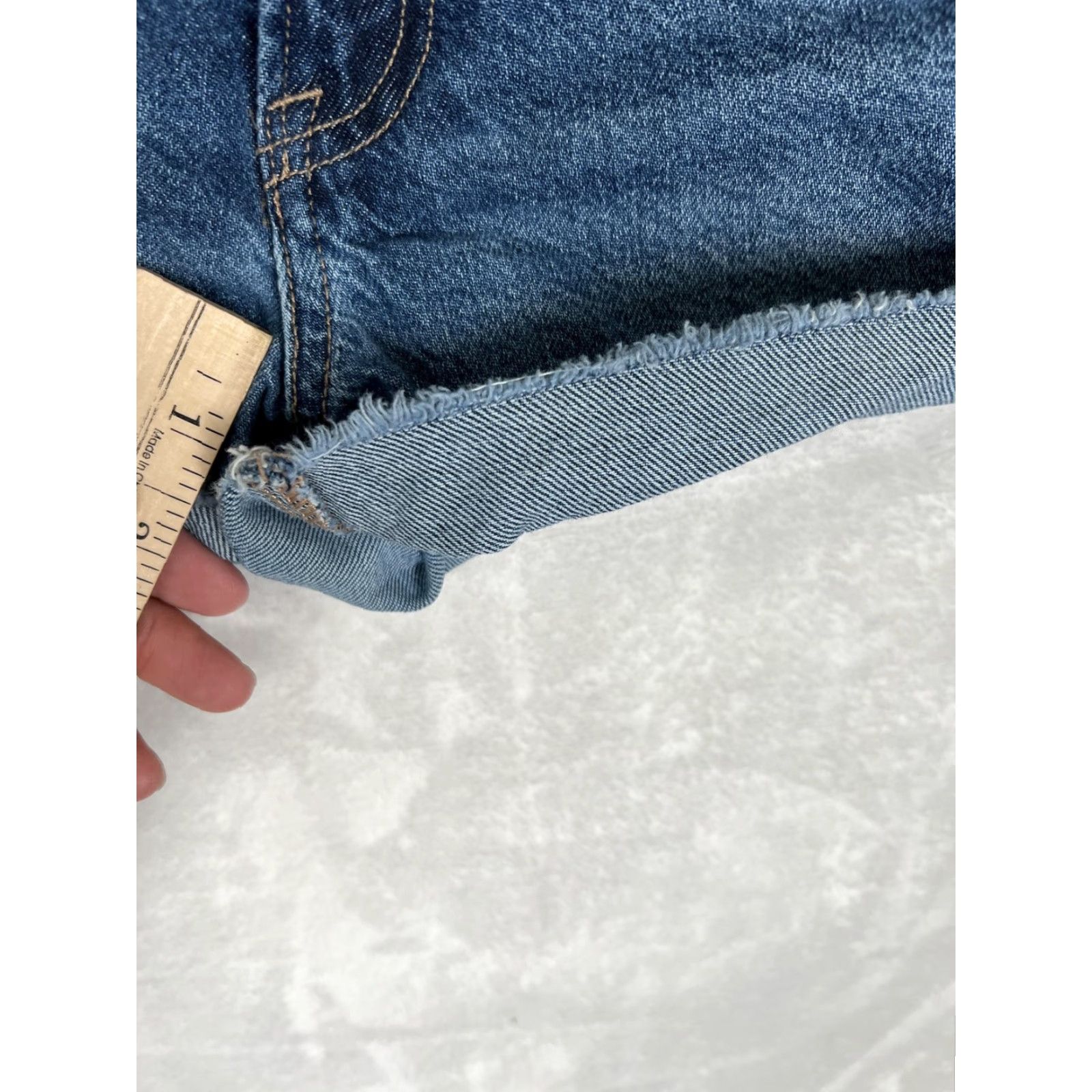 American Eagle Outfitters American Eagle Shorts Womens 00 Blue Relaxed Denim Cut-Off Cuffed Casual Short Size 24" / US 00 / IT 34 - 2 Thumbnail