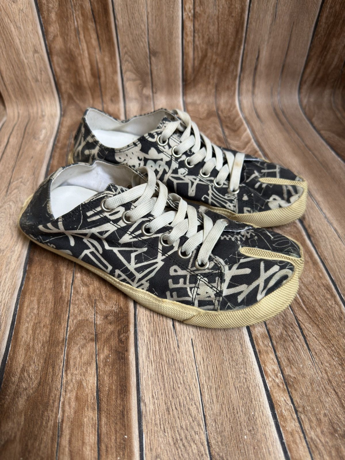 MaisonMargiela グラフィティーtabiヒール MAISON MARGIELA(メゾンマルジェラ) Graffiti Tabi boots/落書き