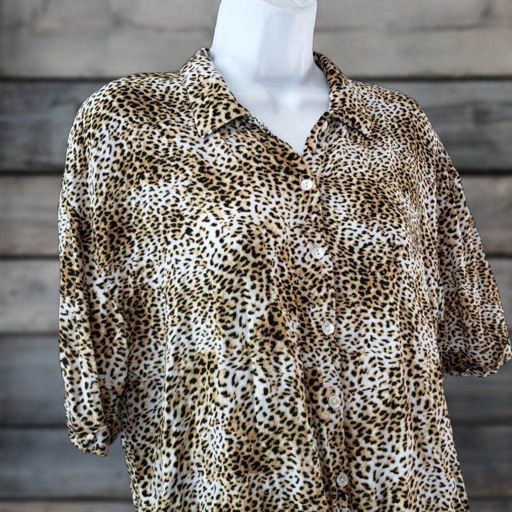 Vintage Amuse Society Womens Button Front Top Sz Small Black Brown Animal Print Viscose Shirt Women S Black Animal Print Blouse 90s Style Mens Womens Girls Size S / US 4 / IT 40 - 1 Thumbnail