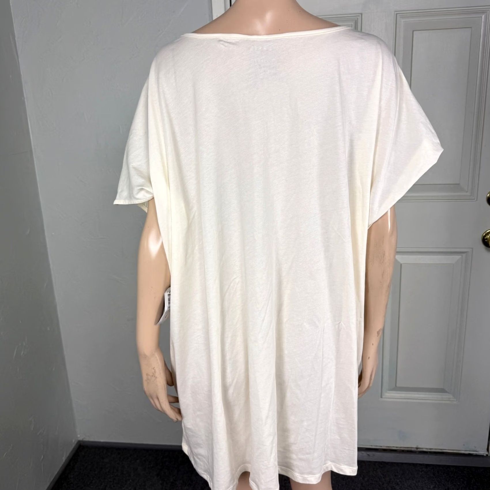 Torrid Torrid Women's Shirt Top 4X Eyelet Scoop neck Casual Cotton Boho Relaxed S3 Cream Solid Knit Basic Short Sleeve Pullover Machine Washable Vintage No Size XXL / US 16-18 / IT 52-54 - 4 Thumbnail