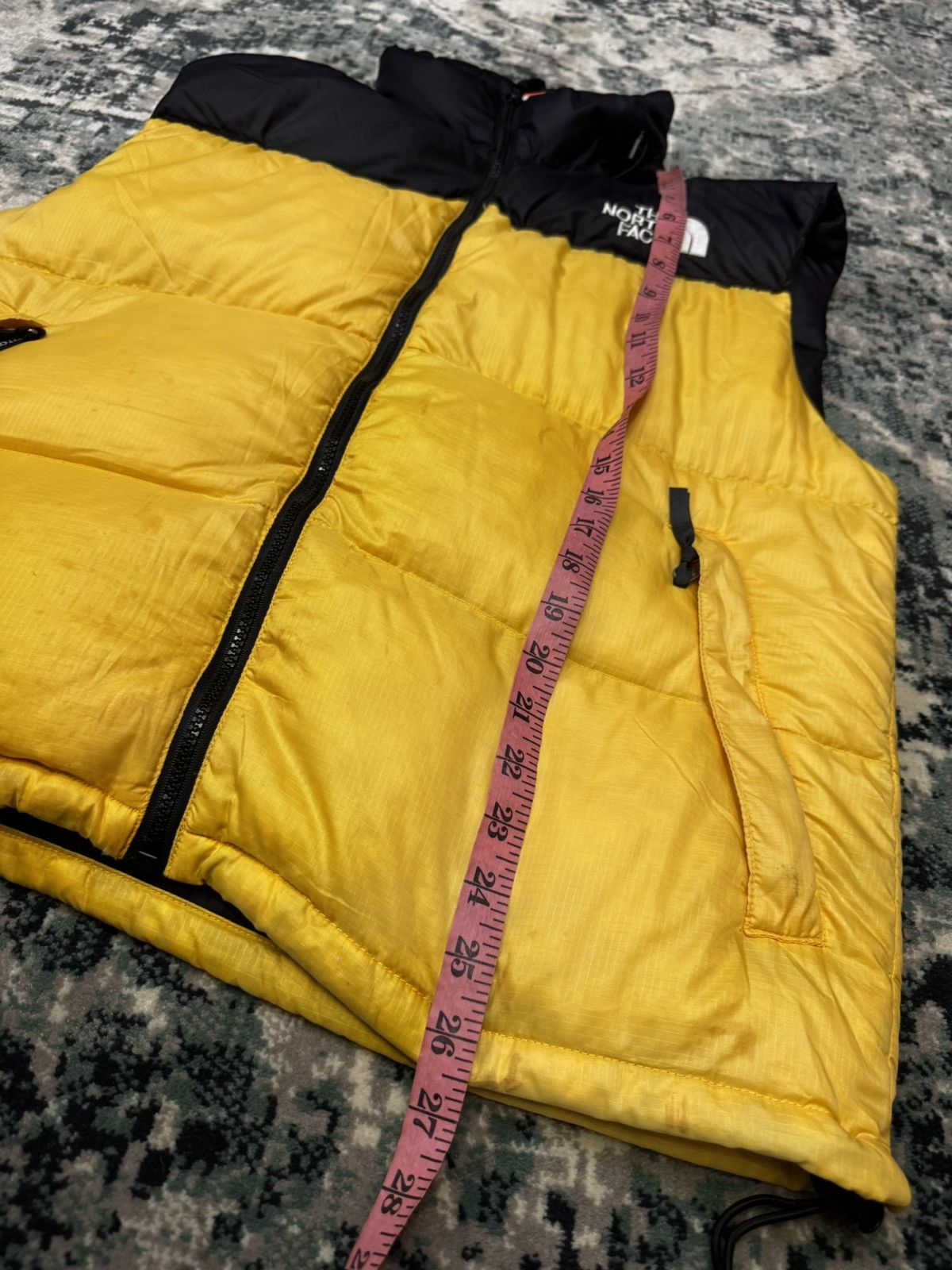 The North Face THE NORTH FACE NUPTSE GOOSE DOWN PUFFER VEST Size US L / EU 52-54 / 3 - 3 Thumbnail
