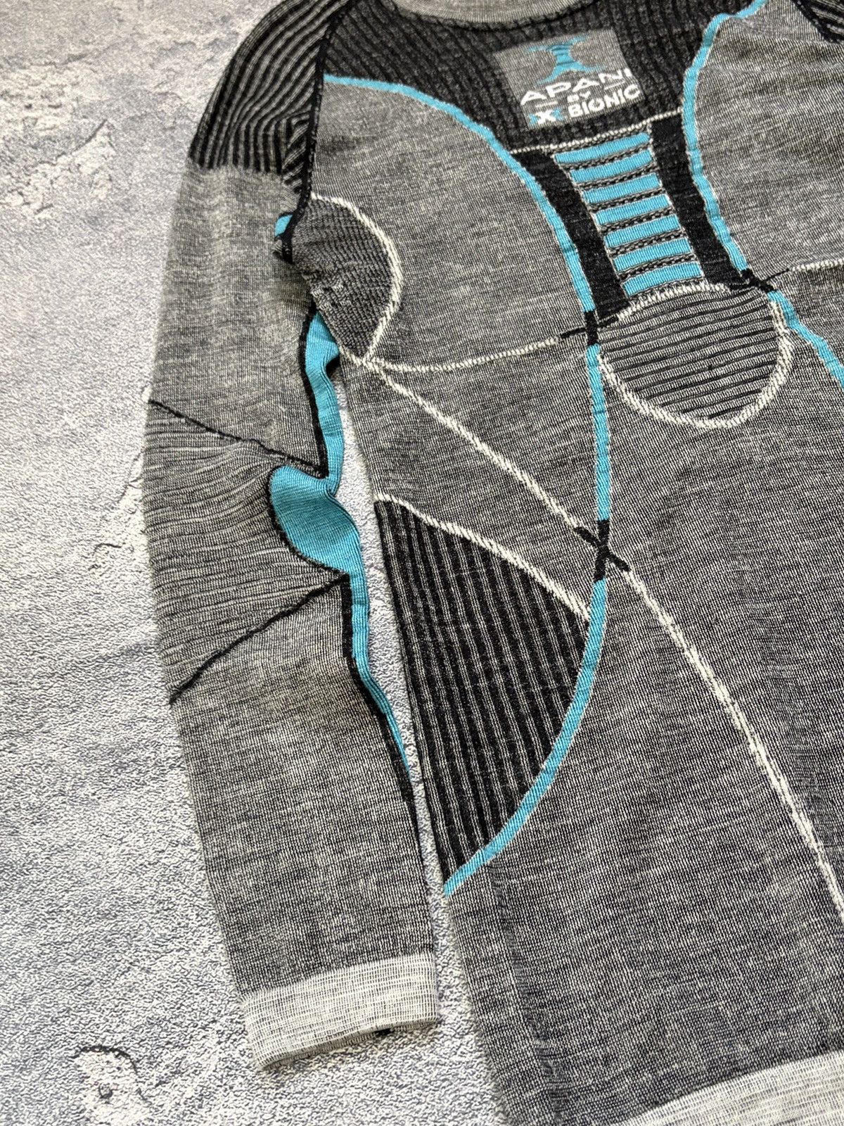 Vintage Apani X-Bionic Merino Base Layer Shirt Grey L/XL Size US XL / EU 56 / 4 - 7 Thumbnail