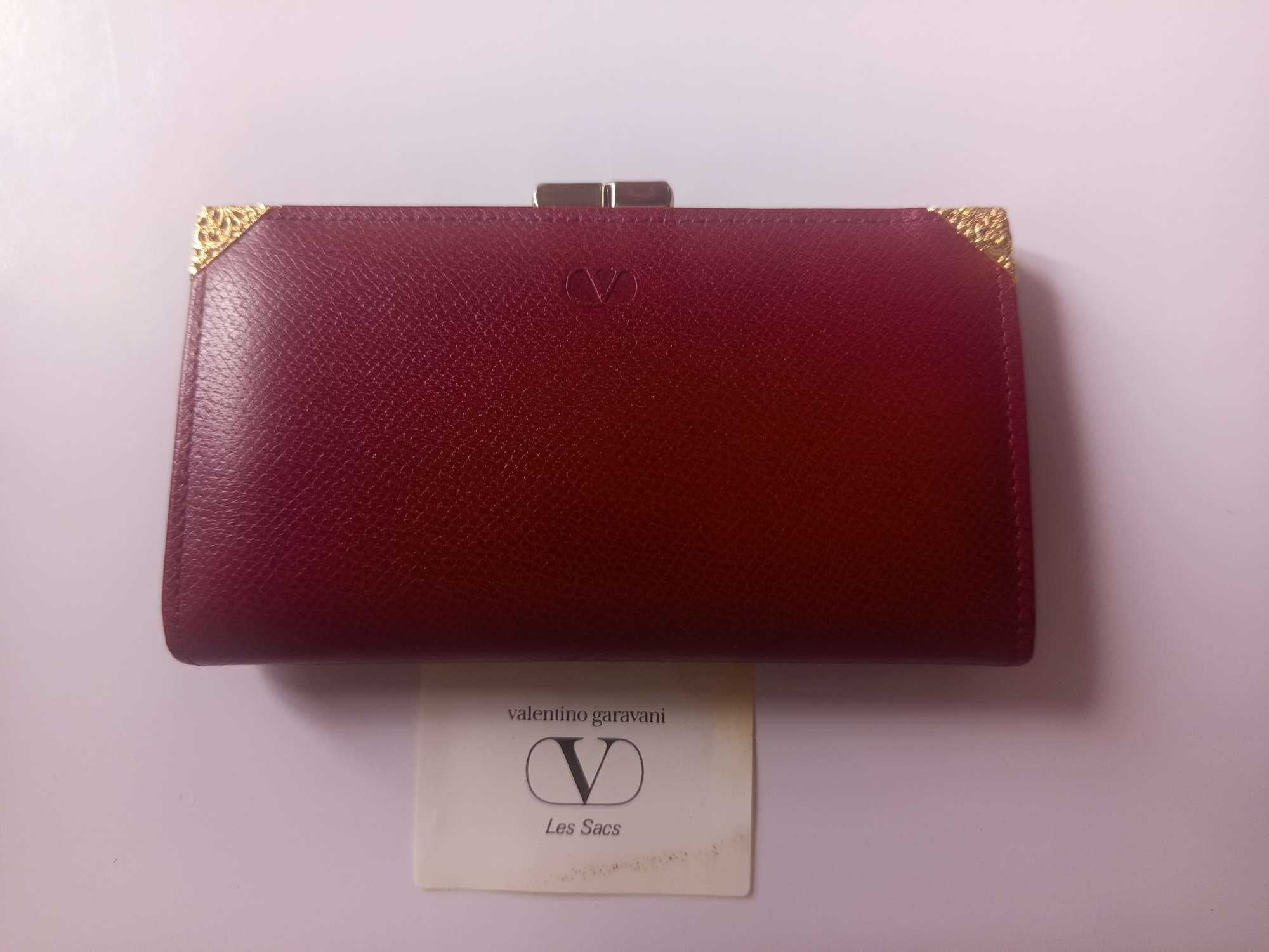 Valentino Valentino Garavani Wallet Burgundy Leather Kiss Lock Vintage Size ONE SIZE - 1 Thumbnail