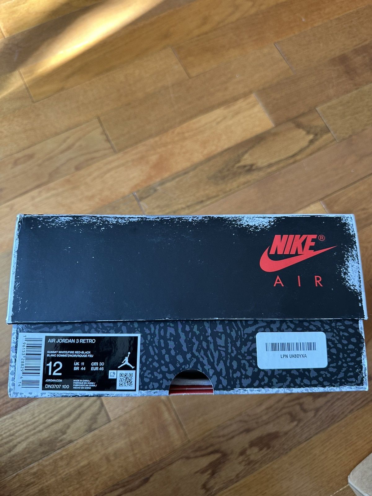 Jordan Brand × Nike Air Jordan 3 White Cement Size US 12 / EU 45 - 8 Thumbnail