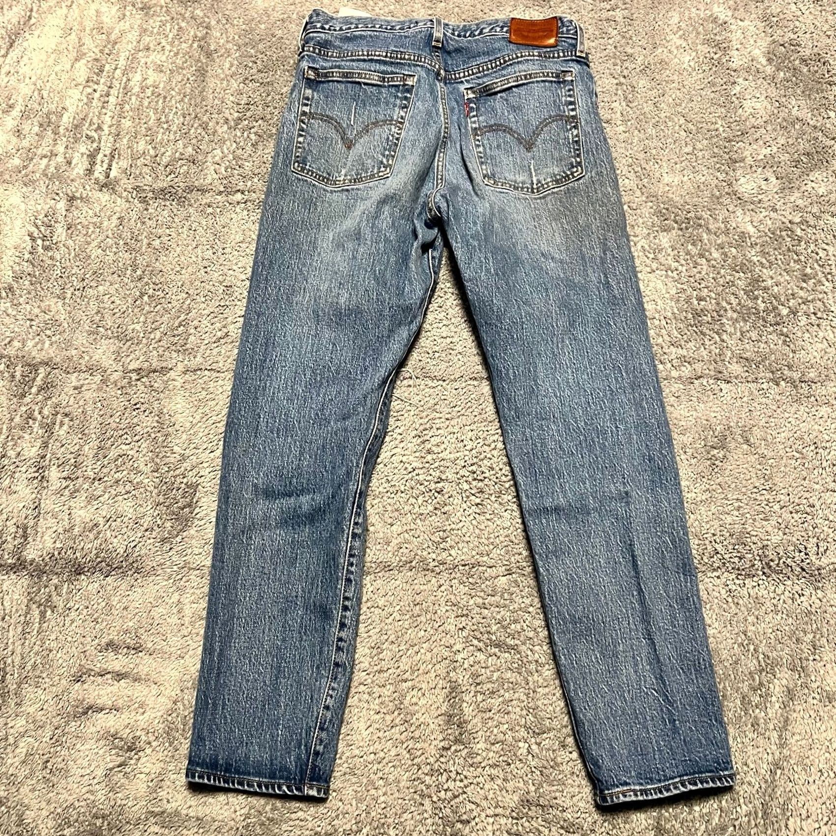 Levi's Levi’s Jeans Womens Cropped Distressed Button Fly Wedgie 28 Blue Regular Womens 28 Wedgie Distressed Button Fly Premium Cropped Jeans Size 28" / US 6 / IT 42 - 5 Thumbnail