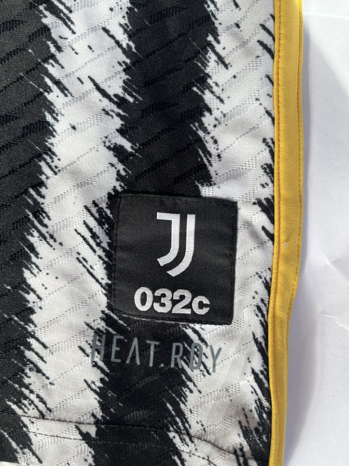 032c 032c x Juventus Football Jersey Size US L / EU 52-54 / 3 - 9 Thumbnail