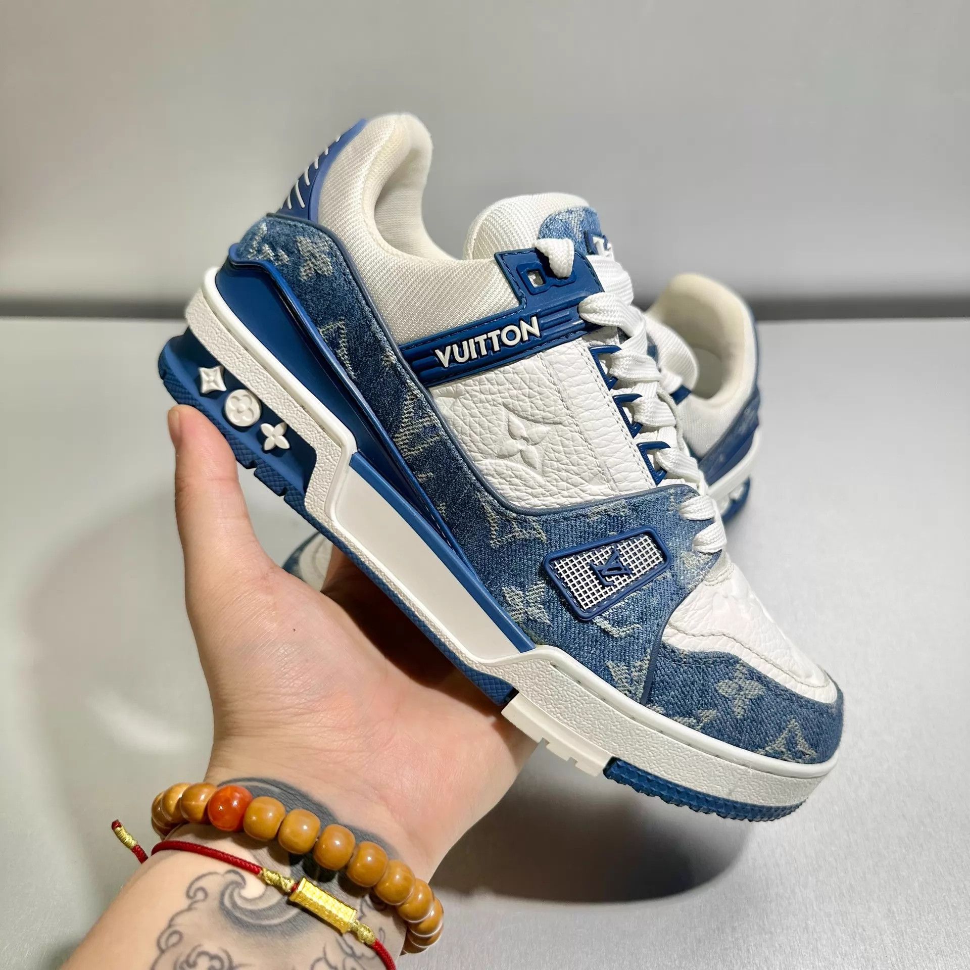 Louis Vuitton LV Trainer White Blue Denim 37.5 2-3x Worn Mint Size US 7 / IT 37 - 9 Thumbnail