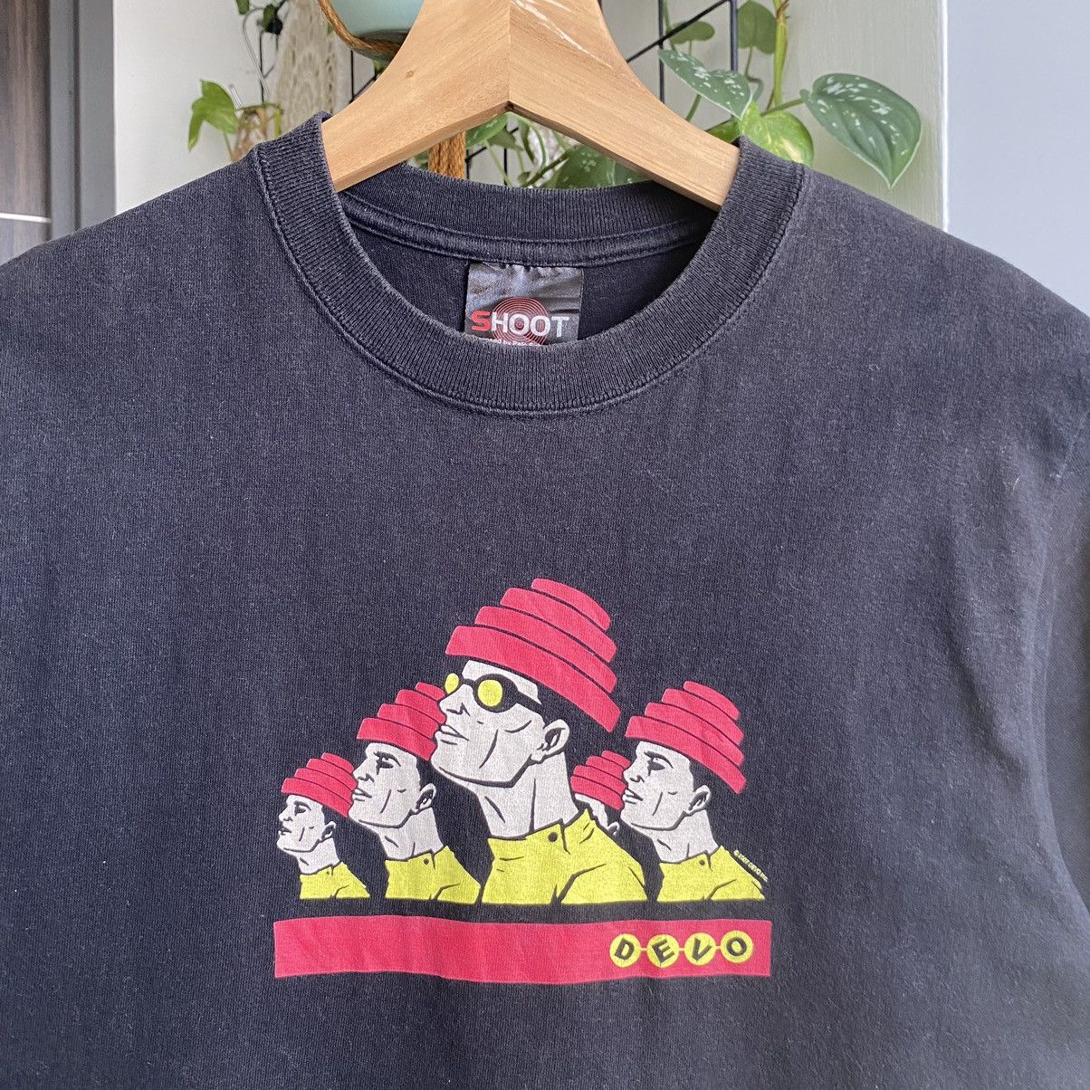Band Tees Thrashed Faded Vintage Y2K Devo New Waze Band ERD GRUNGE T Size US S / EU 44-46 / 1 - 3 Thumbnail