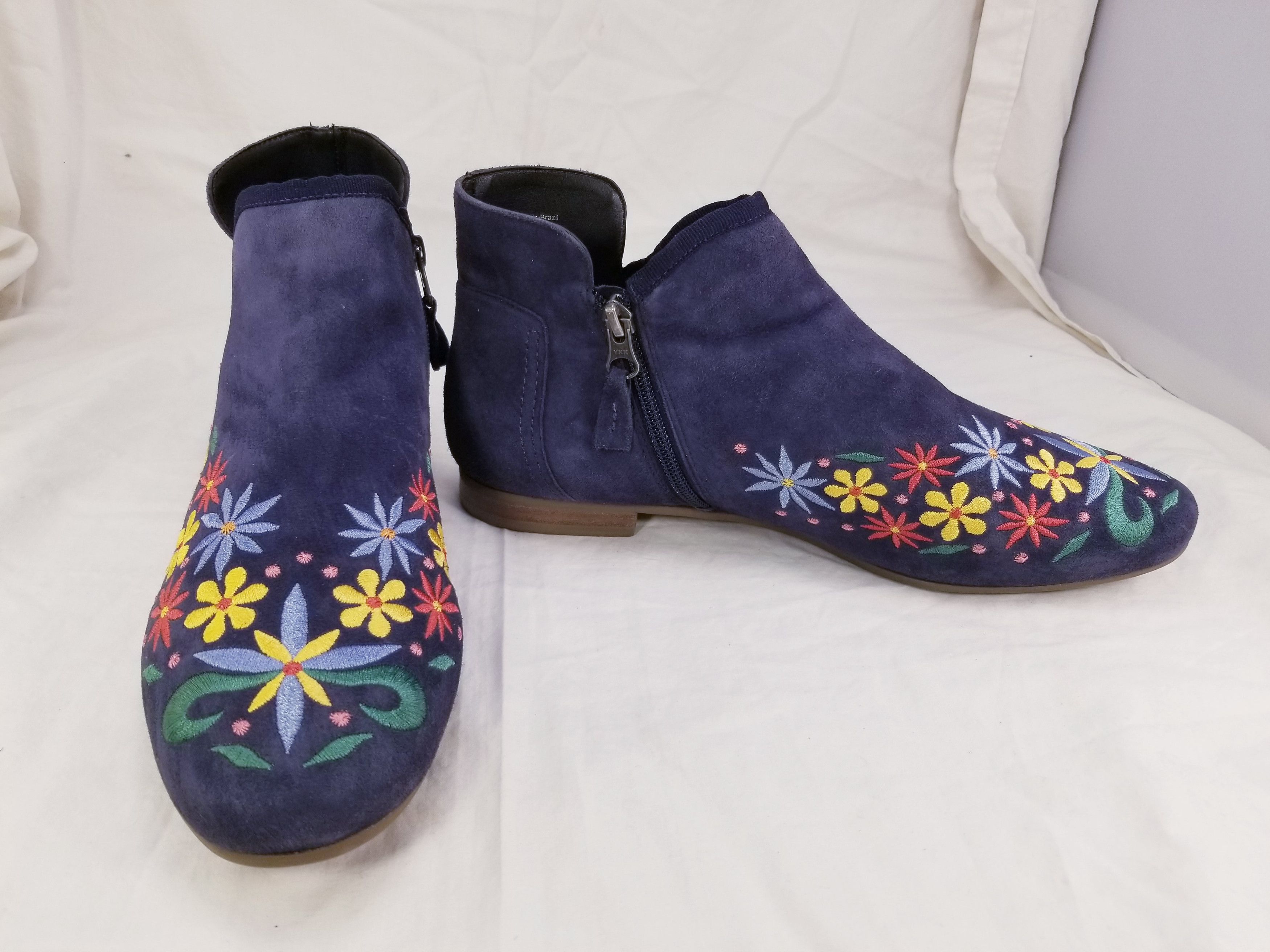 Other BERNARDO FLORAL EMBROIDERY CHELSEA Size US 10 / IT 40 - 3 Thumbnail