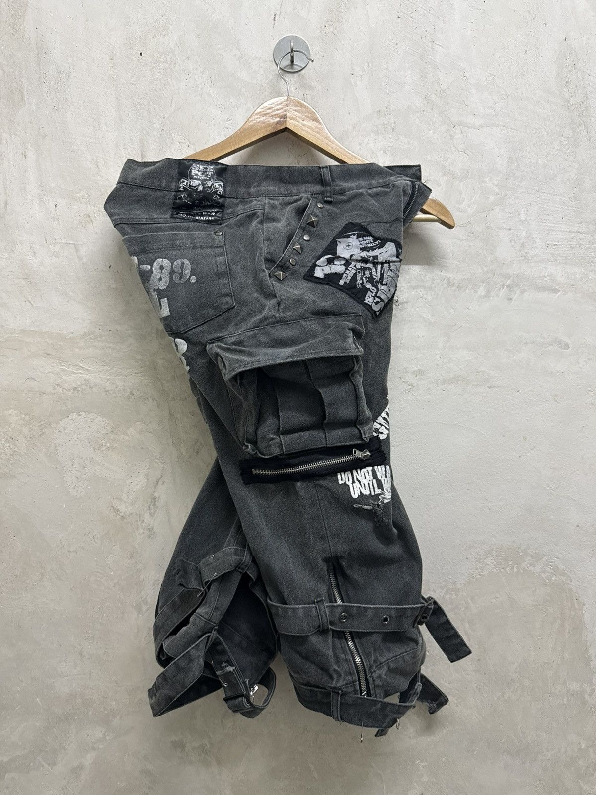 Sex Pot ReVeNGe ☠️ Sex Pot Revenge Distressed Bondage Punk Jorts Size US 30 / EU 46 - 3 Thumbnail