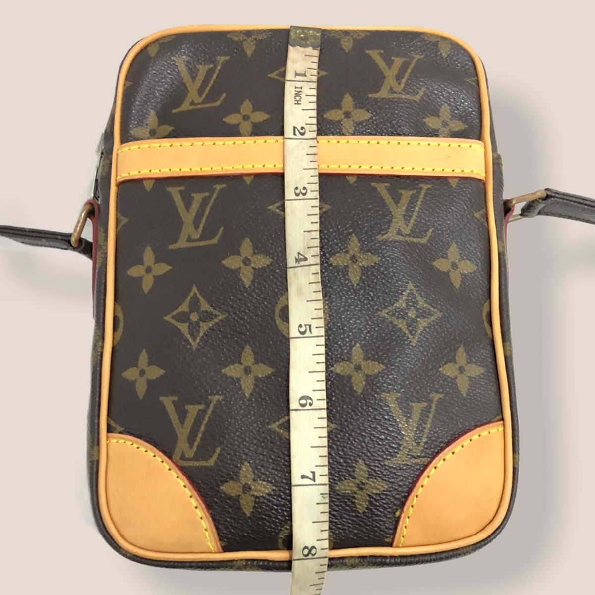 Louis Vuitton ‼️YES‼️ LOUIS VUITTON MONOGRAM DANUBE CROSSBODY SLING BAG Size ONE SIZE - 14 Thumbnail