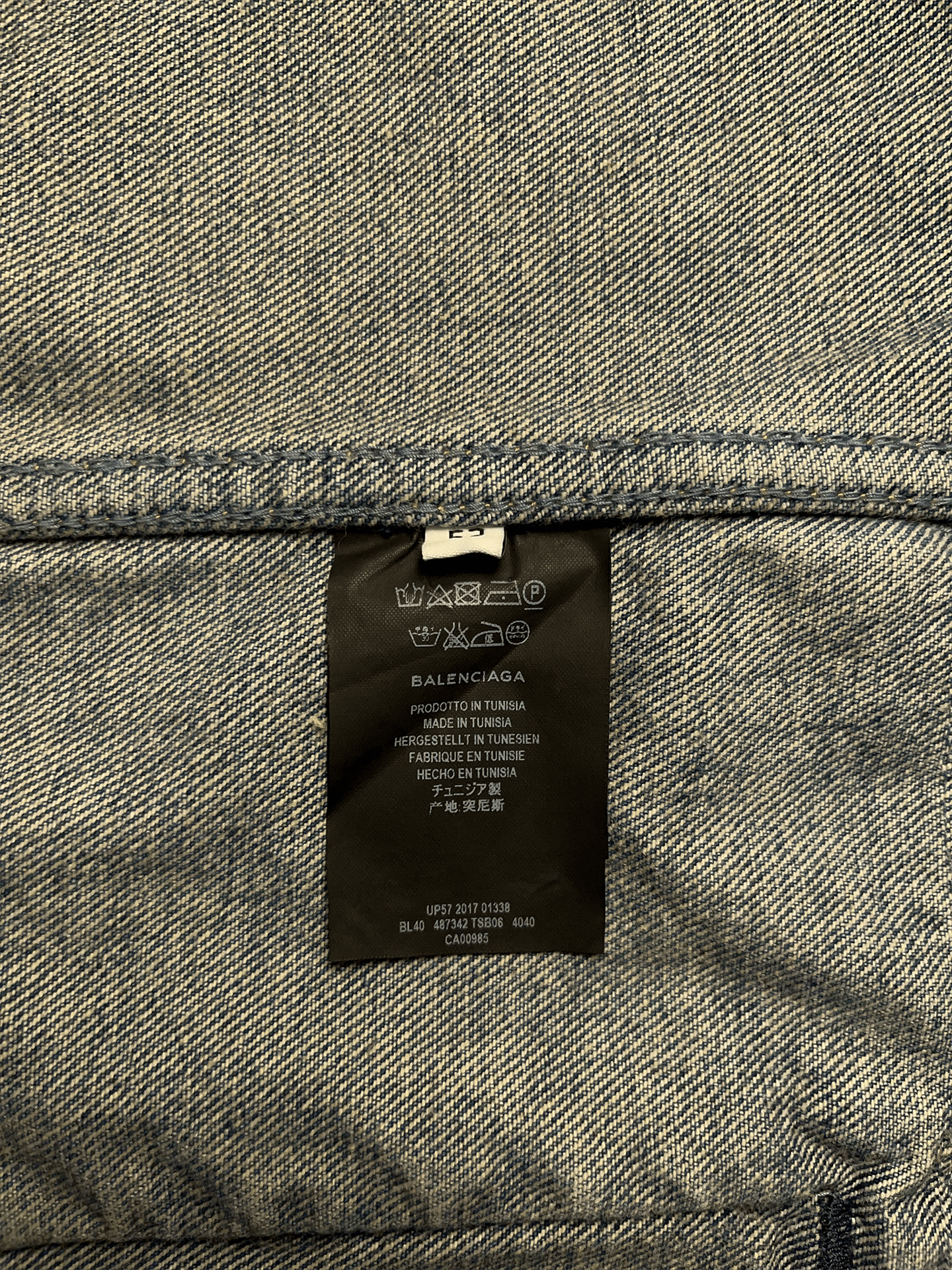 Balenciaga Balenciaga Bernie Sanders "2017" logo denim jacket Size US L / EU 52-54 / 3 - 6 Thumbnail