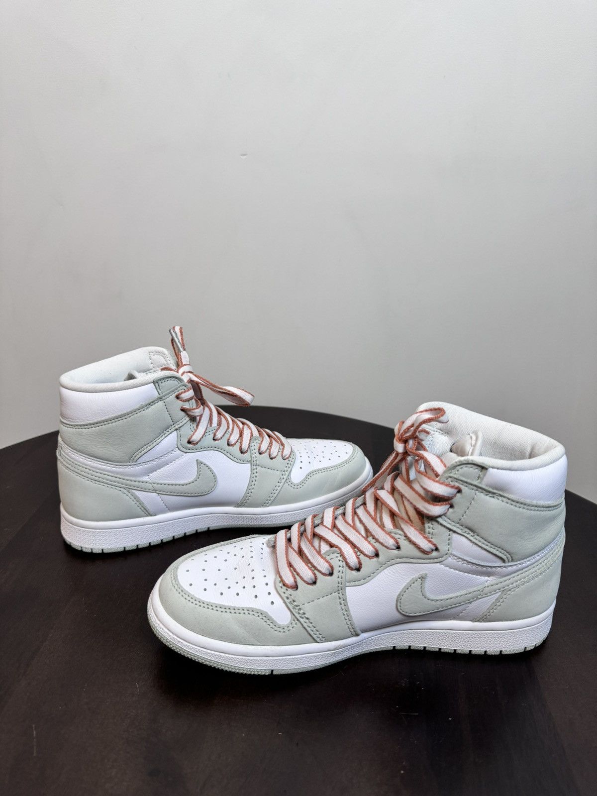 Jordan Brand Air Jordan 1 High Retro OG Seafoam Size US 6 / IT 36 - 5 Thumbnail