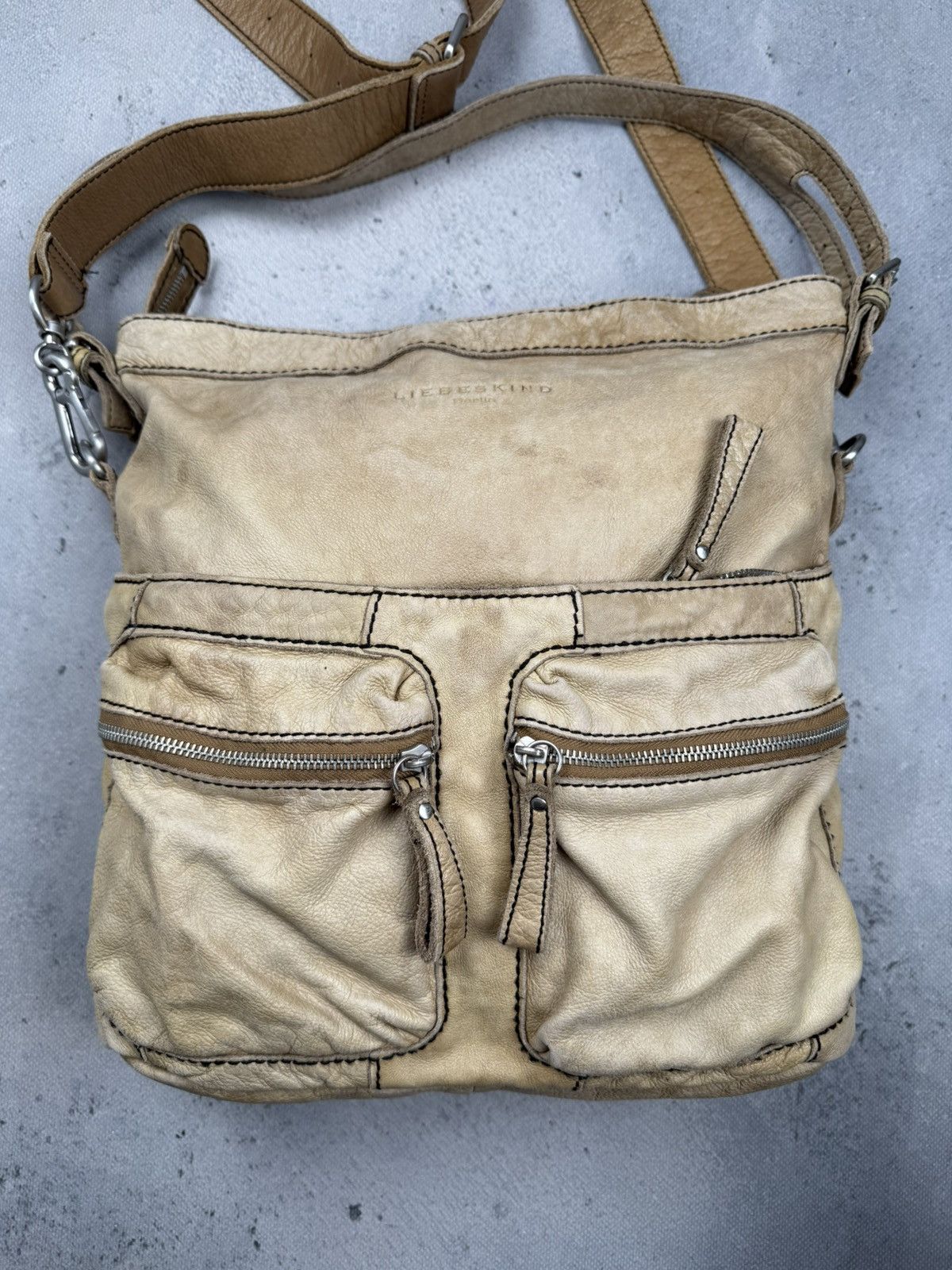 LIEBESKIND BERLIN Liebeskind Berlin Tan Leather Slouchy Crossbody Shoulder Bag Size ONE SIZE - 4 Thumbnail