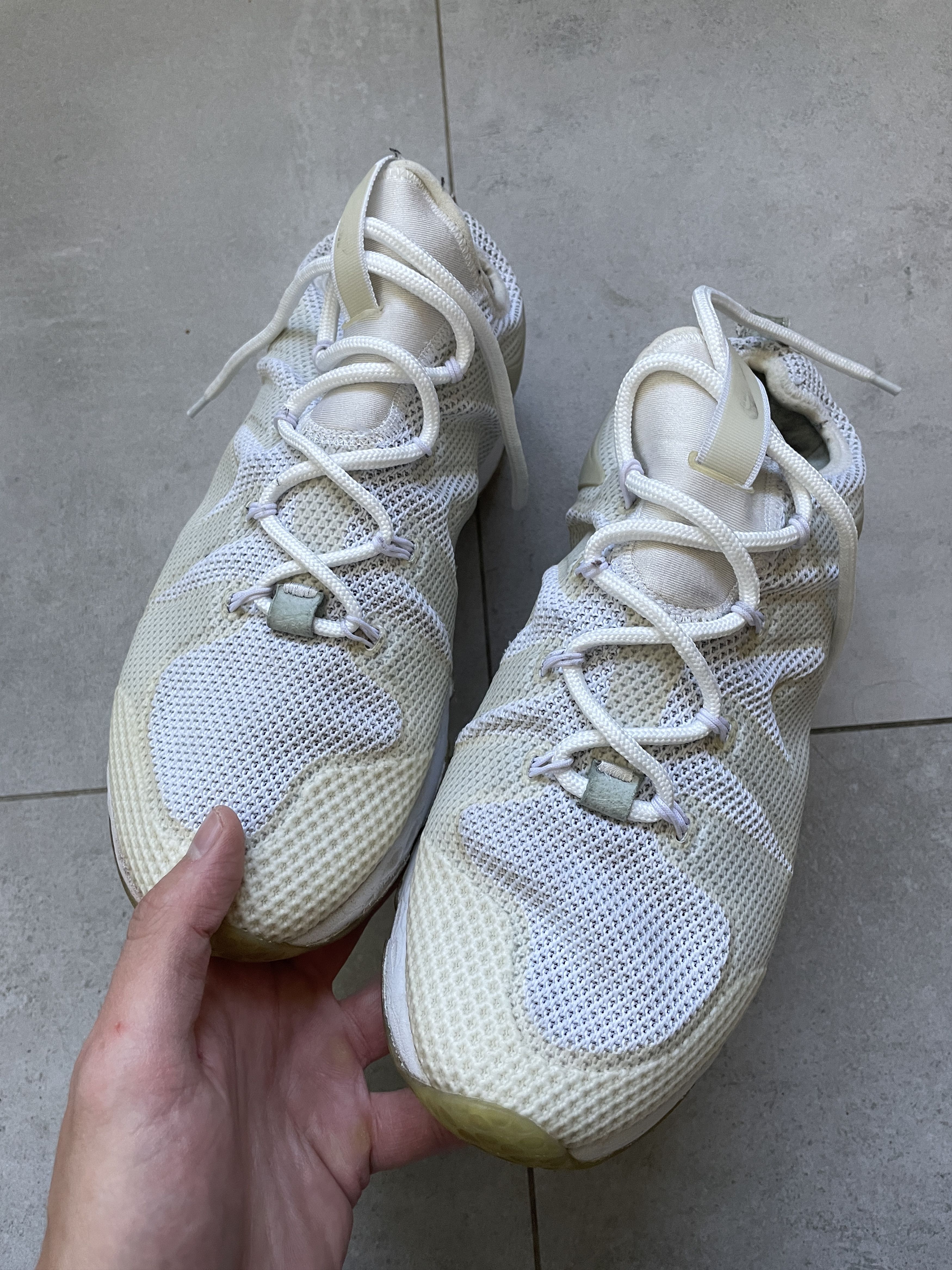 Kim Jones × Nike Y2K NIKE AIR ZOOM X KIM JONES TRIPLE WHITE RUNNERS Size US 6 / EU 39 - 3 Thumbnail