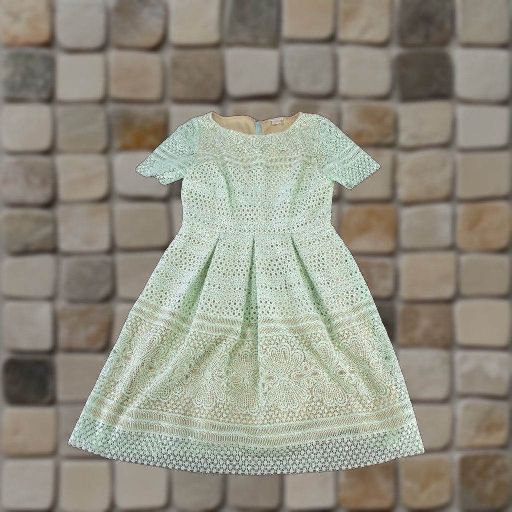 Vintage Soshanna Dress Womens 8 Blouson Short Sleeve Round Neck Embroidered Green Beige Polyester - Dress Length Short - 8 - Green - Blouson - Womens Size M / US 6-8 / IT 42-44 - 1 Thumbnail