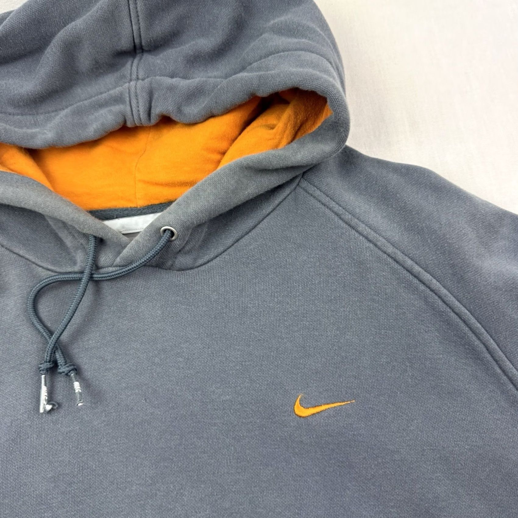 Nike VINTAGE Nike Hoodie Adult 2XL Silver Tag Y2K Orange Check Pullover Sweatshirt Gray Size US XXL / EU 58 / 5 - 5 Thumbnail