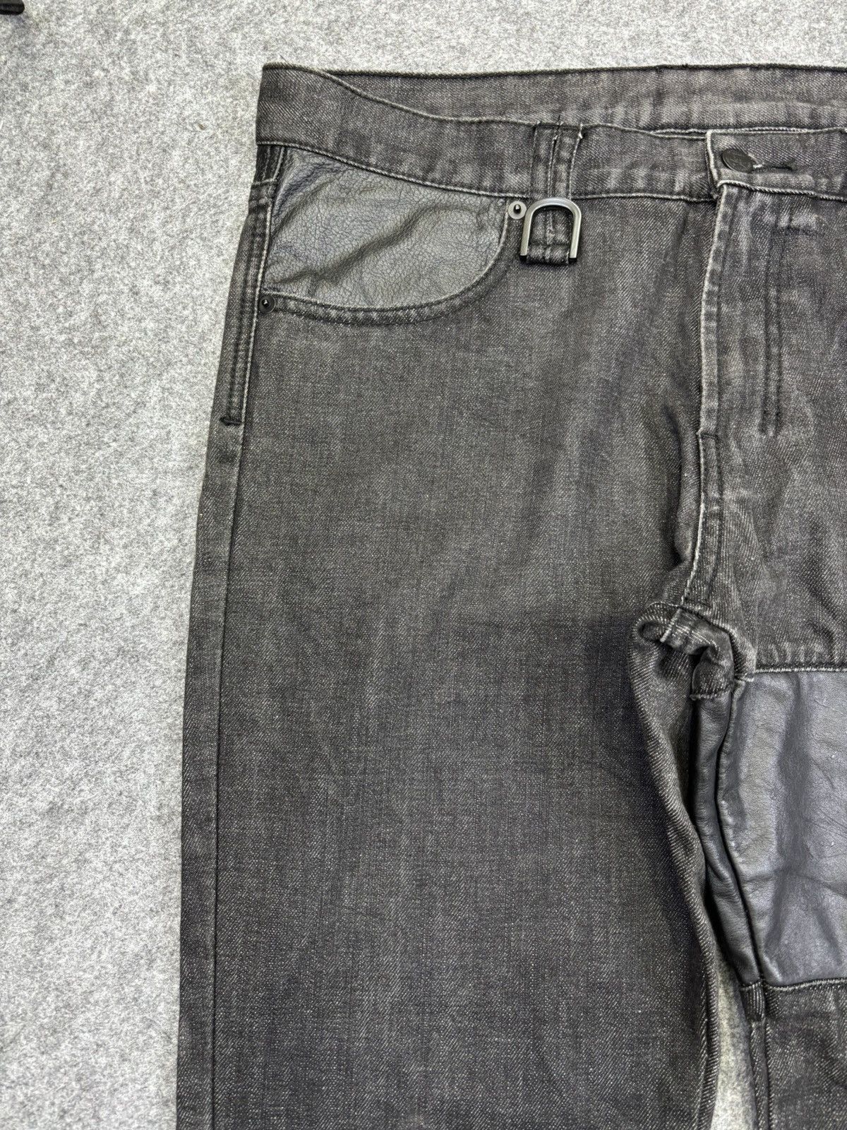 Roen 💥Hybrid Denim💥roen x semantic design Cowhide Denim F902 Size US 35 - 4 Thumbnail