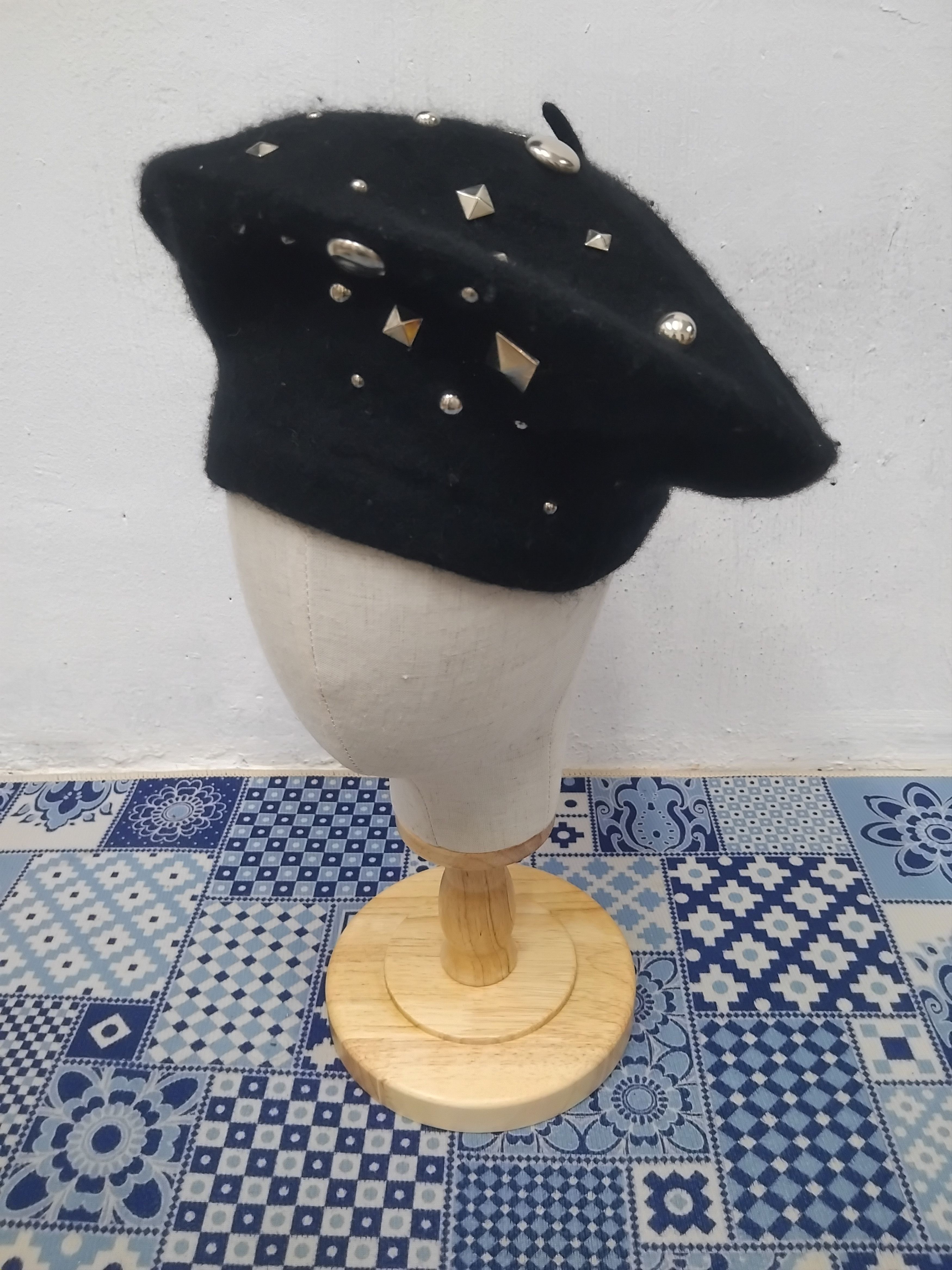 PPFM 💥Studded punk rock Street japan Barret Size ONE SIZE - 1 Thumbnail