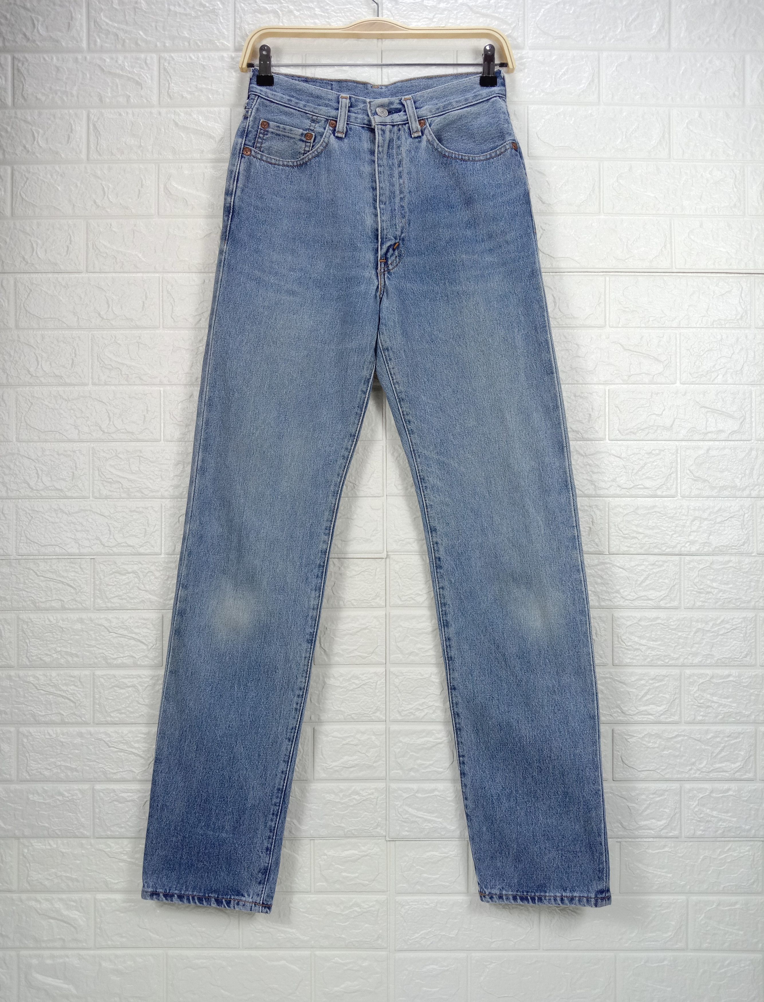 Levi's Vintage 90s Levi's 701 Big E Selvedge Jeans Blue Wash Denim Size 26" / US 2 / IT 38 - 1 Thumbnail