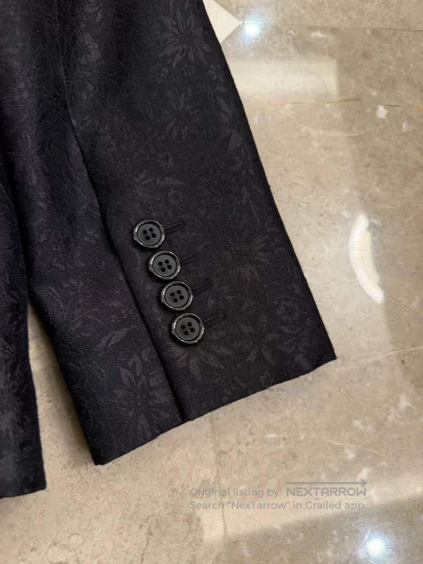 Saint Laurent Paris Saint Laurent Black Floral Pattern Blazer. Size US S / EU 44-46 / 1 - 4 Thumbnail