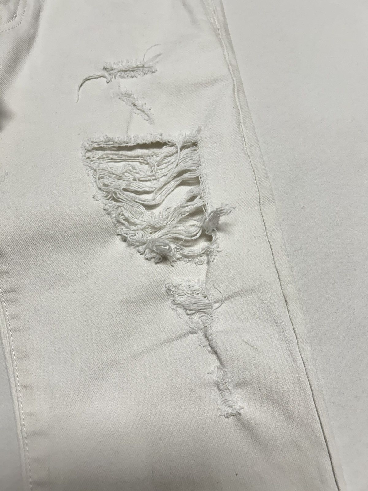 Saint Laurent Paris SS2018 Distressed Skinny Jeans Size US 32 / EU 48 - 13 Thumbnail