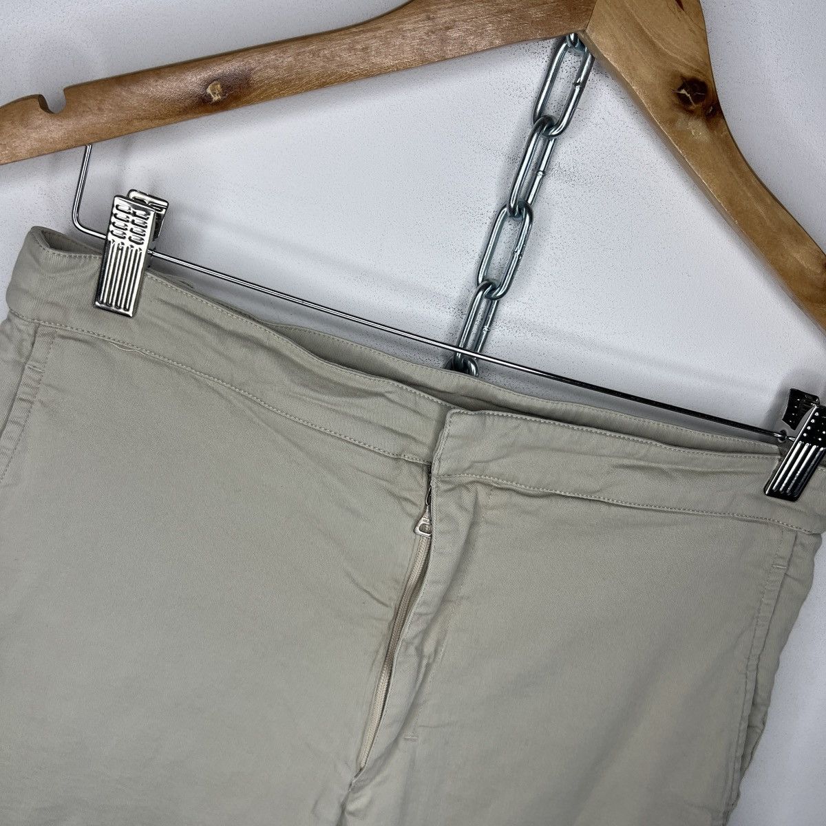 Prada Prada Shorts Bermuda Denim Jeans Red Logo Stripe Beige Size US 32 / EU 48 - 5 Thumbnail