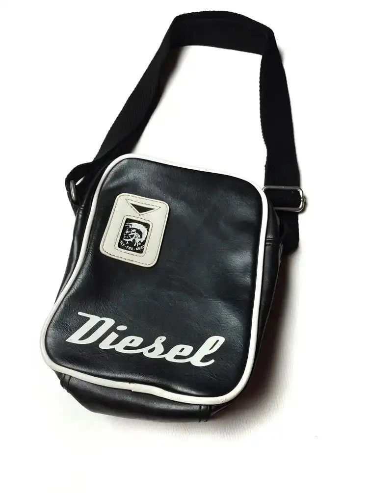 Diesel Crossbody Shoulder Vintage Bag in Black, Men's