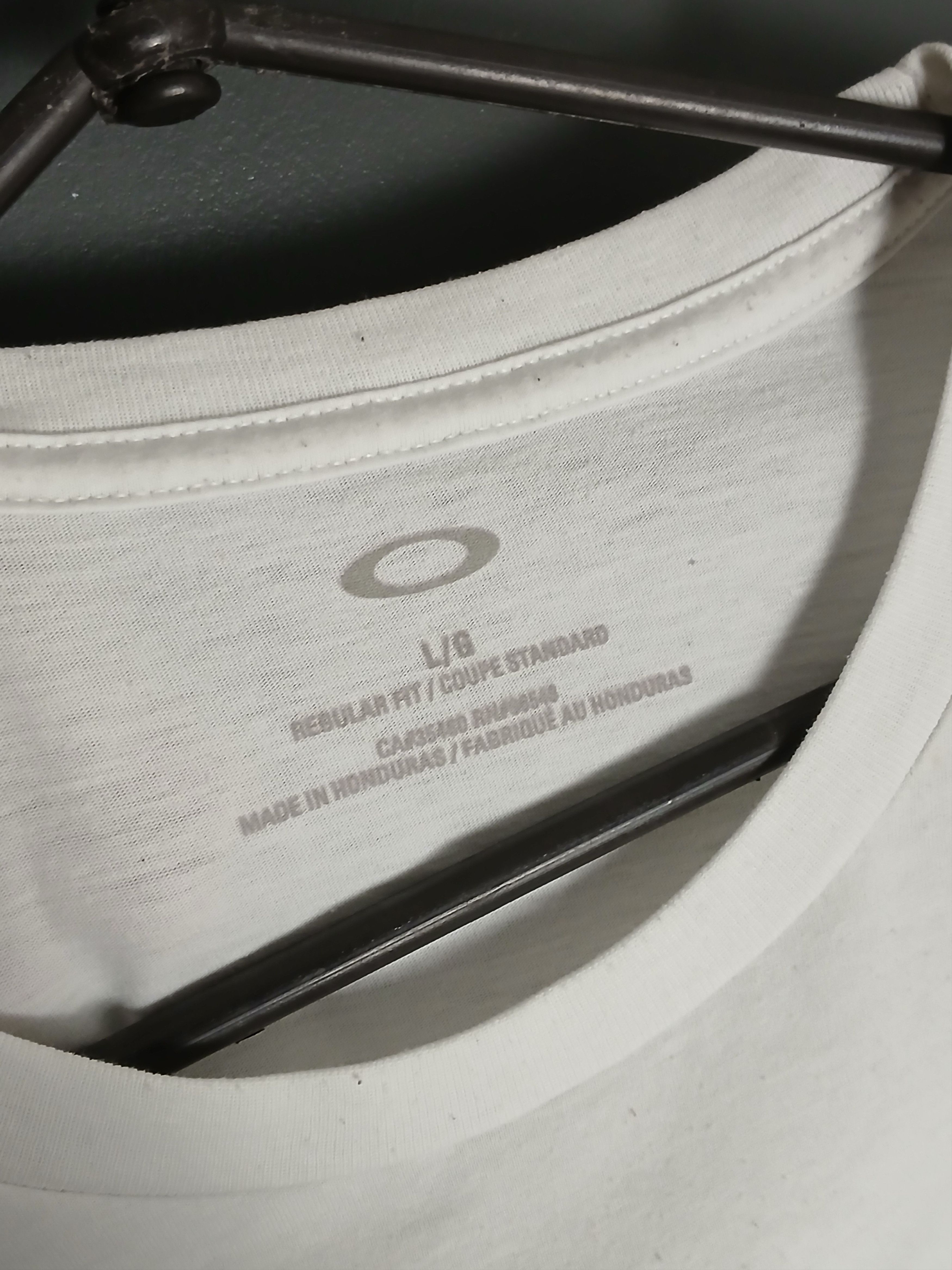 Oakley Oakley T-Shirt Size US L / EU 52-54 / 3 - 6 Thumbnail