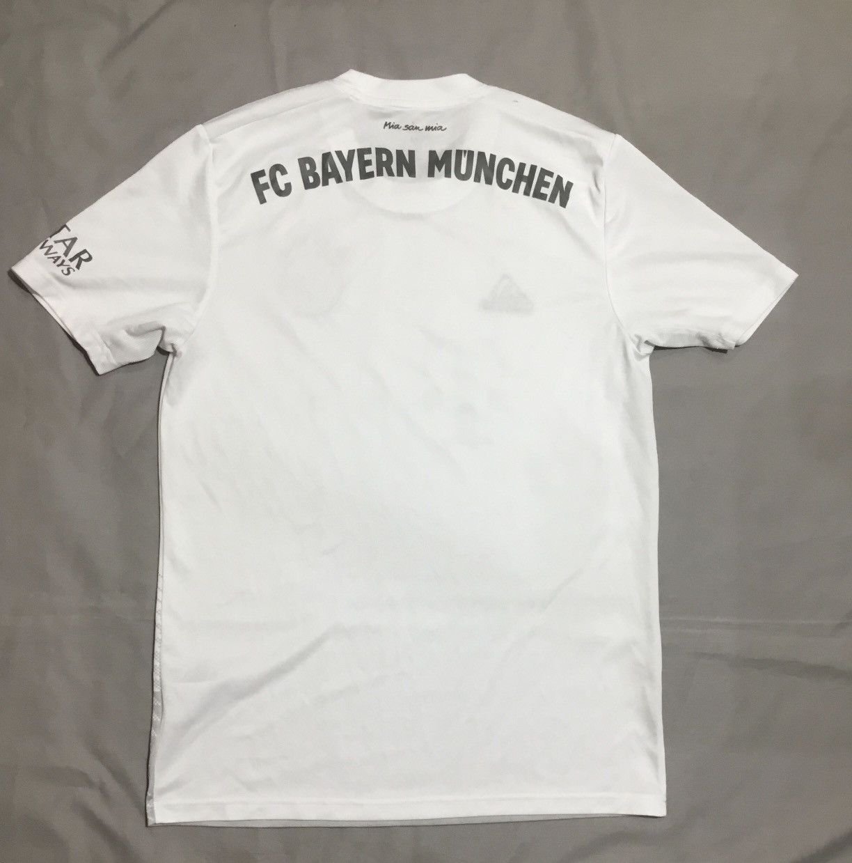 Adidas FC Bayern Munchen T-Mobile Soccer Adidas Jersey Men’s Size M Size US M / EU 48-50 / 2 - 2 Thumbnail