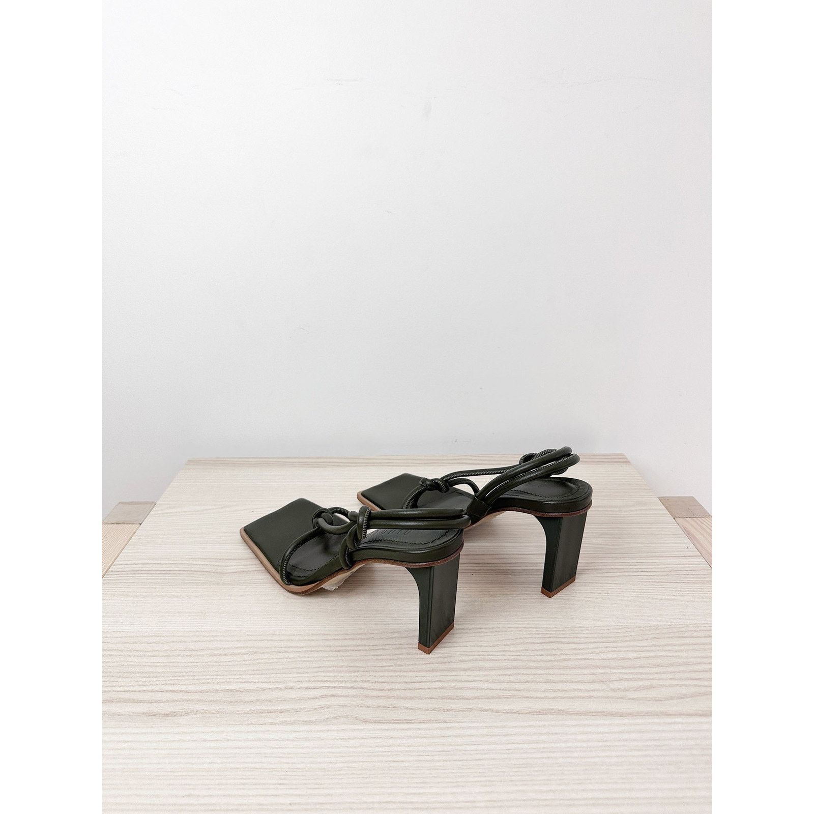 Dion Lee Dion Lee Knot High Heel in Deep Olive Size US 6 / IT 36 - 7 Thumbnail
