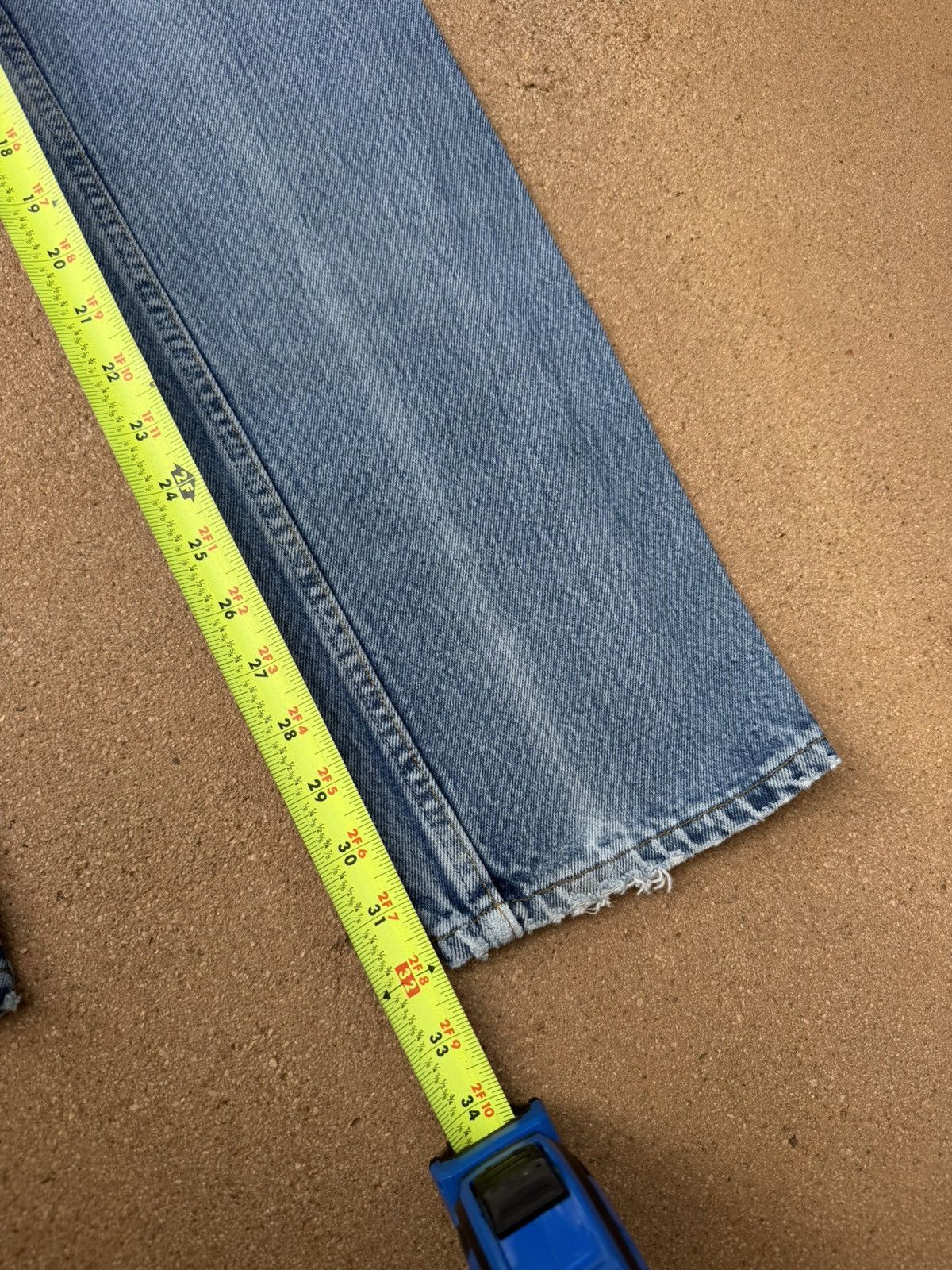 Levi's Vintage Levi’s 501xx Buttonfly Straight Faded Jeans 27x32 Size US 27 - 12 Thumbnail