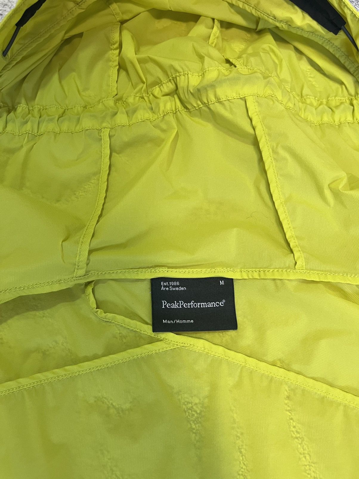 Peak Performance Men’s Peak Performance Nominal J Windbreaker Hooded Jacket M Size US M / EU 48-50 / 2 - 9 Thumbnail