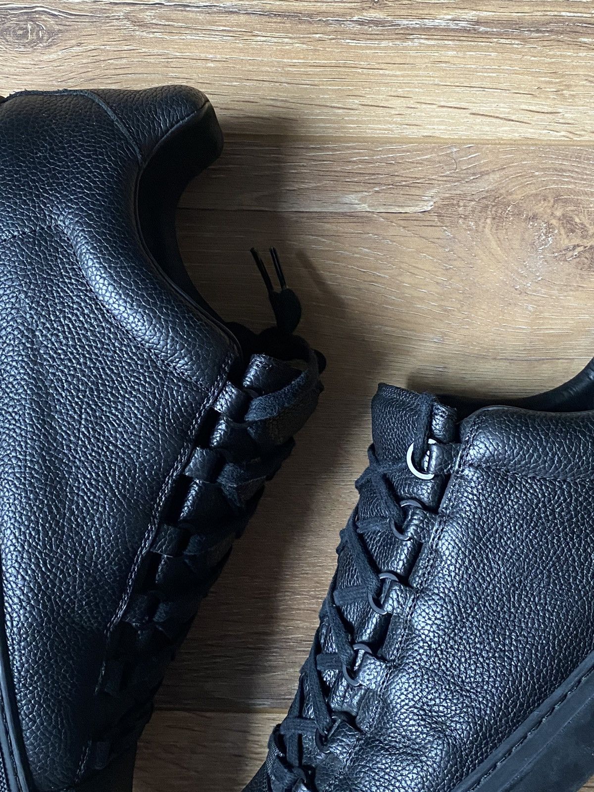 Balenciaga Balenciaga Arena Low Black Pebbled Leather – Size 42 (US9.5) Size US 9.5 / EU 42-43 - 12 Thumbnail