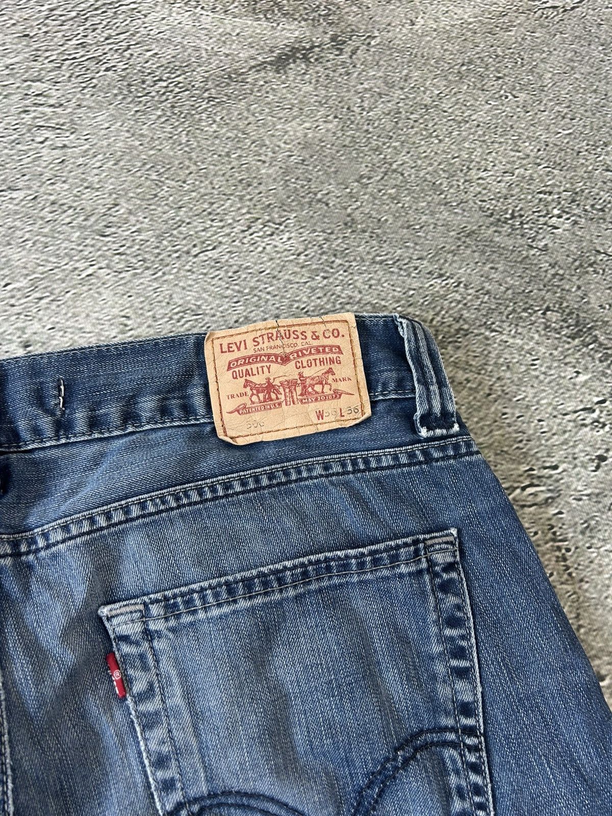 Levi's × Vintage Levi’s jorts vintage denim shorts blue 506 baggy Size US 38 / EU 54 - 2 Thumbnail