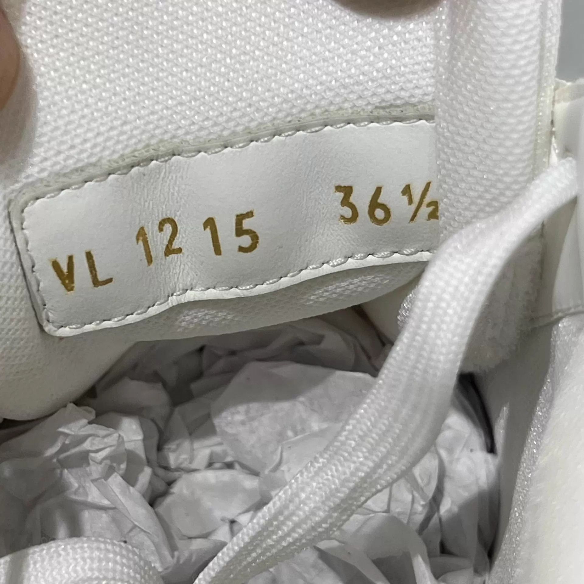 Louis Vuitton LV Trainer khaki denim new boxed tried UK2.5/36.5 Size US 6 / IT 36 - 8 Thumbnail