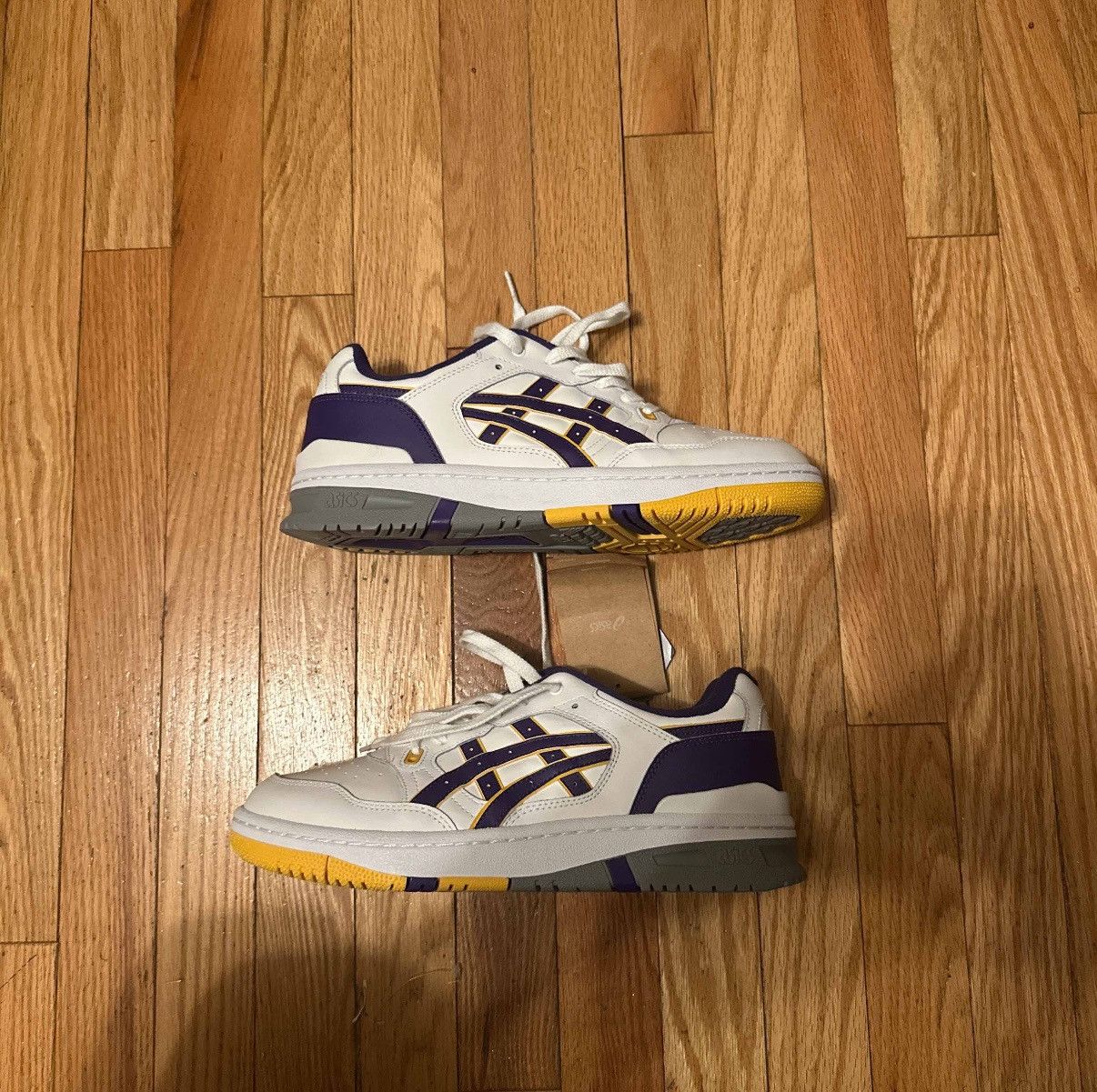 Asics ex89 lakers Size US 9.5 / EU 42-43 - 1 Thumbnail