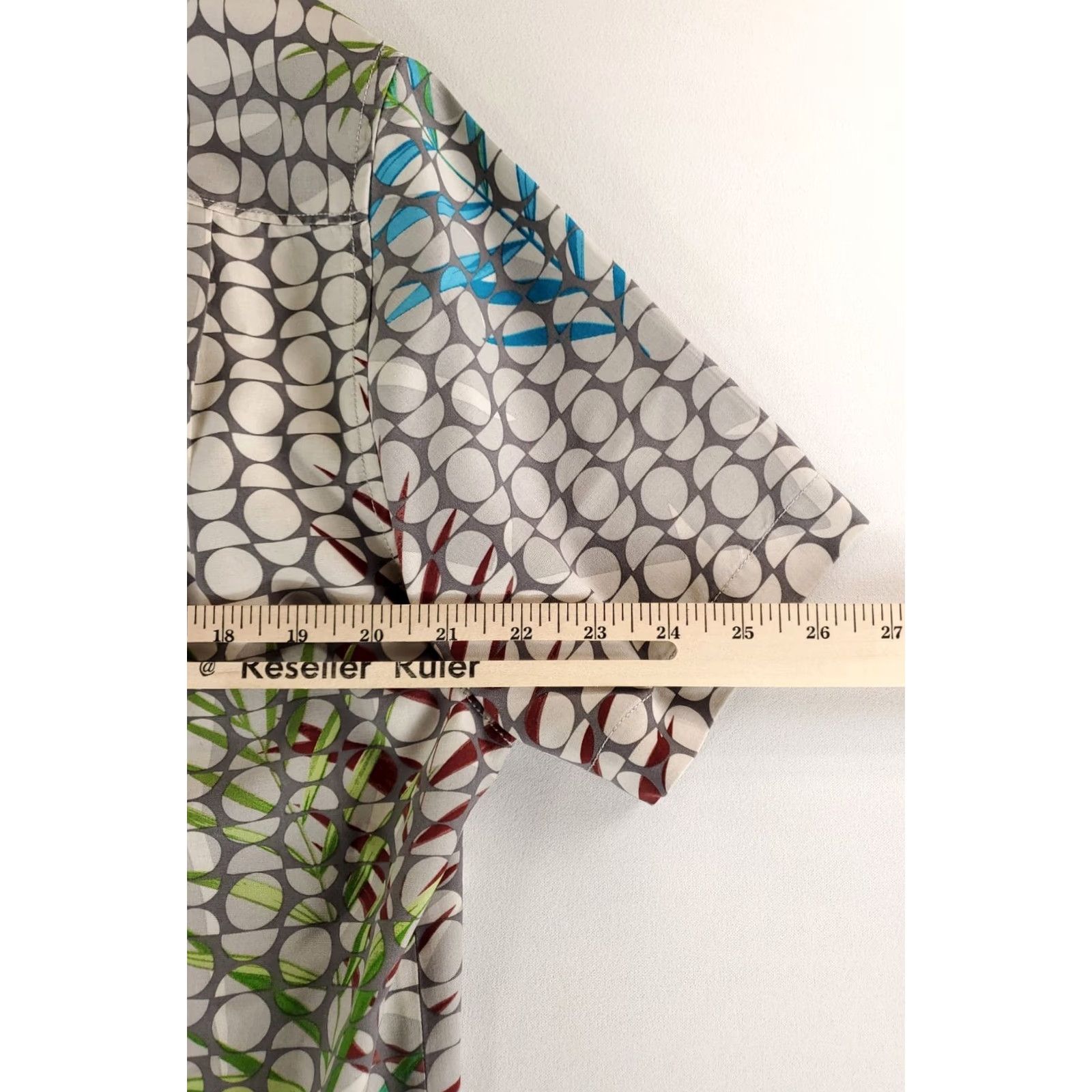 Tommy Bahama Tommy Bahama Island Modern Fit Silk Button Up Shirt Geometric Bamboo Mens M Multicolor Short Sleeve Shirt Mens Size US M / EU 48-50 / 2 - 5 Thumbnail