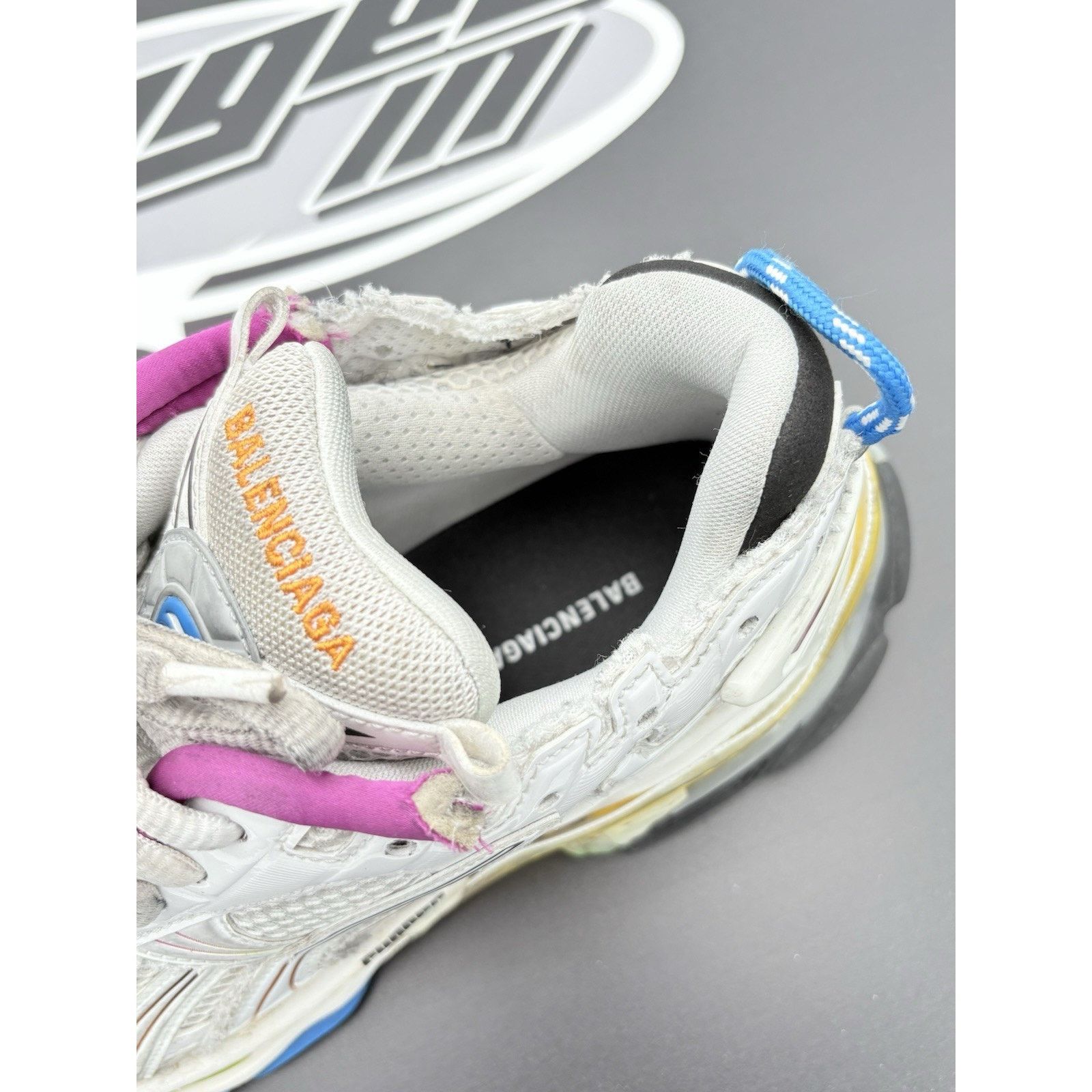 Balenciaga Balenciaga Runner ' Gradient White ' | SUPER CLEAN! Size US 11 / EU 44 - 12 Thumbnail