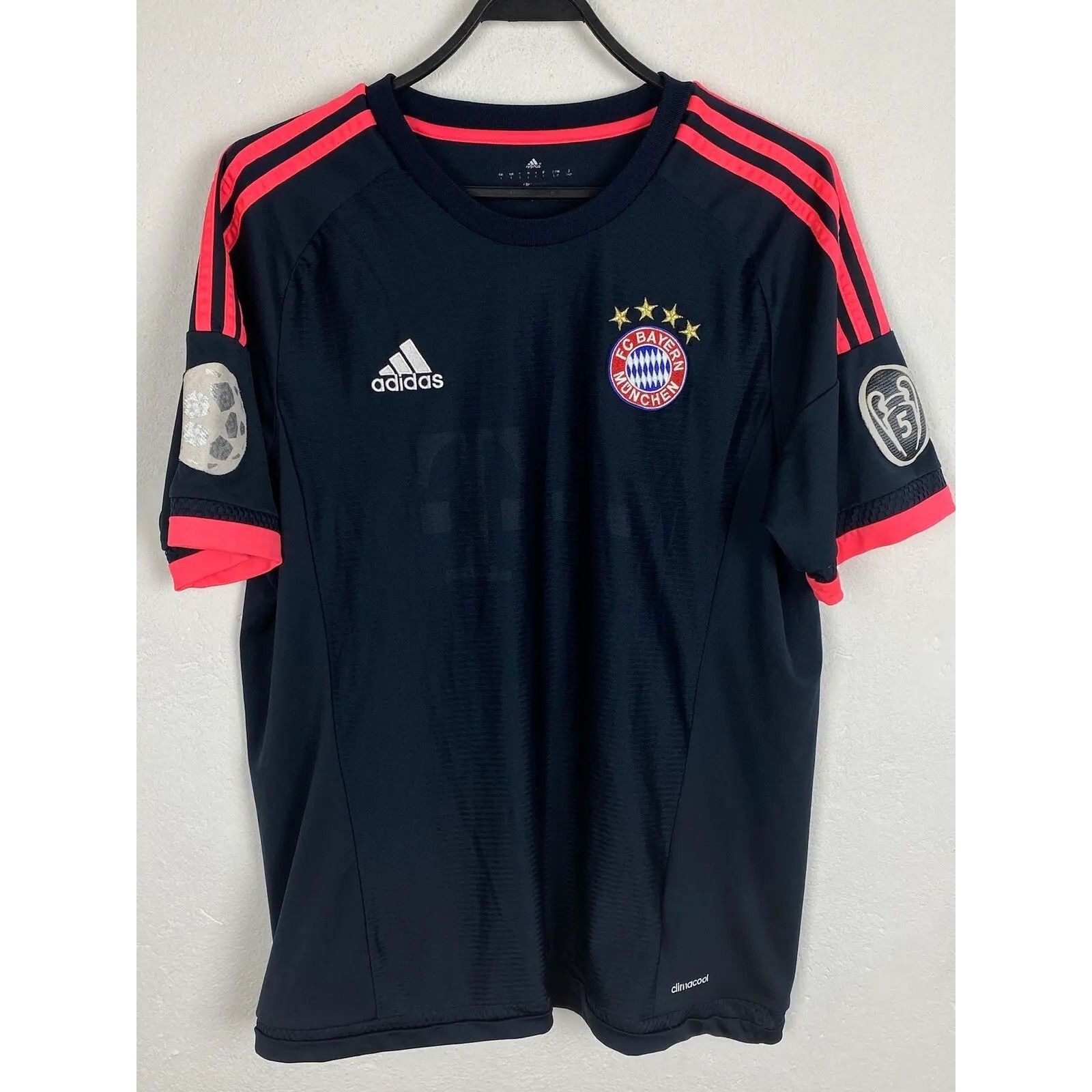 Adidas Adidas F.C Bayern Munchen #10 Capitano 2013/14 Third Jersey Size US L / EU 52-54 / 3 - 1 Thumbnail