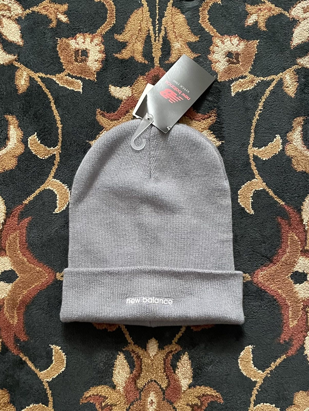 New Balance Vintage Y2K NWT New Balance Spellout Logo Grey Beanie Toque Size ONE SIZE - 1 Thumbnail