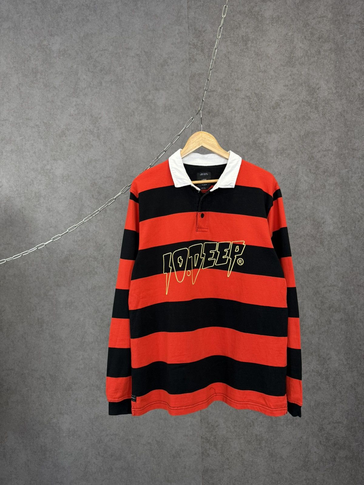 10 Deep 10 Deep designer striped center logo sweatshirt Size US L / EU 52-54 / 3 - 1 Thumbnail