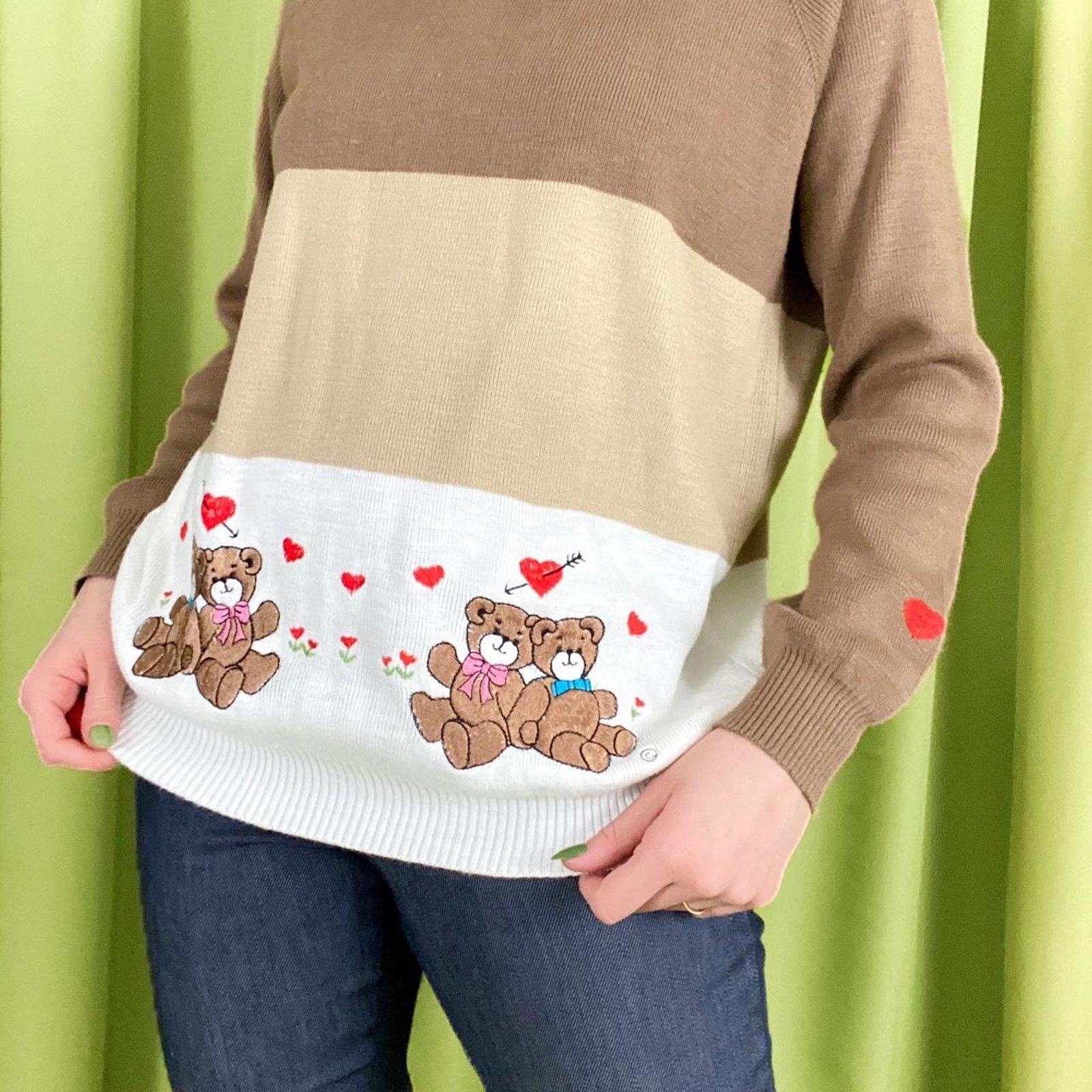 Vintage 80s Vintage White Tan and Brown Heart Teddy Bear Sweater Size L / US 10 / IT 46 - 1 Thumbnail