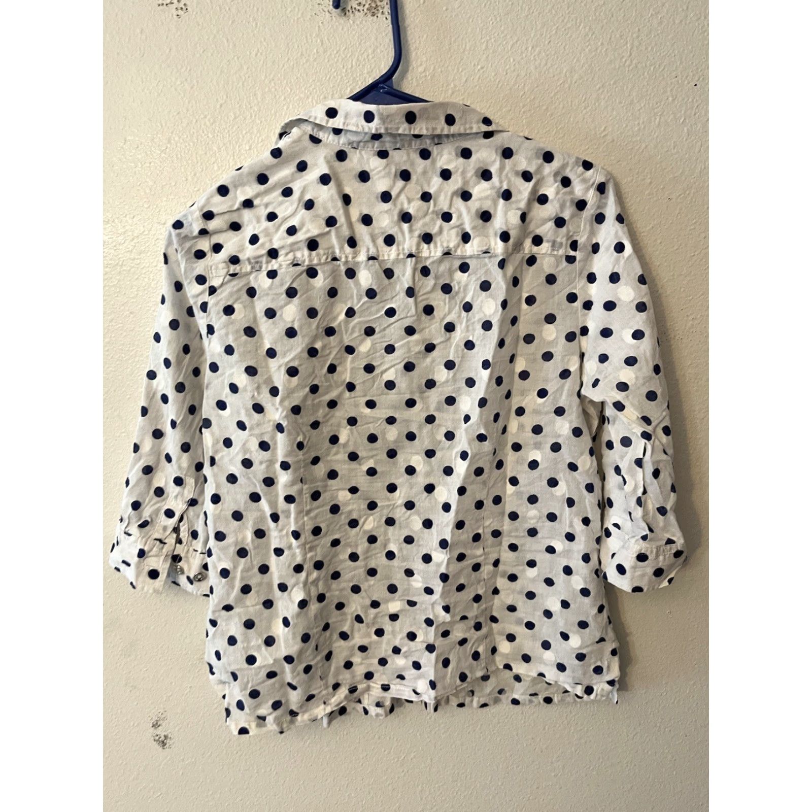 Vintage Karen Scott Women's Button-Up Shirt M White Polka Dot 3/4 Roll Tab Sleeve Classic Size M / US 6-8 / IT 42-44 - 2 Thumbnail