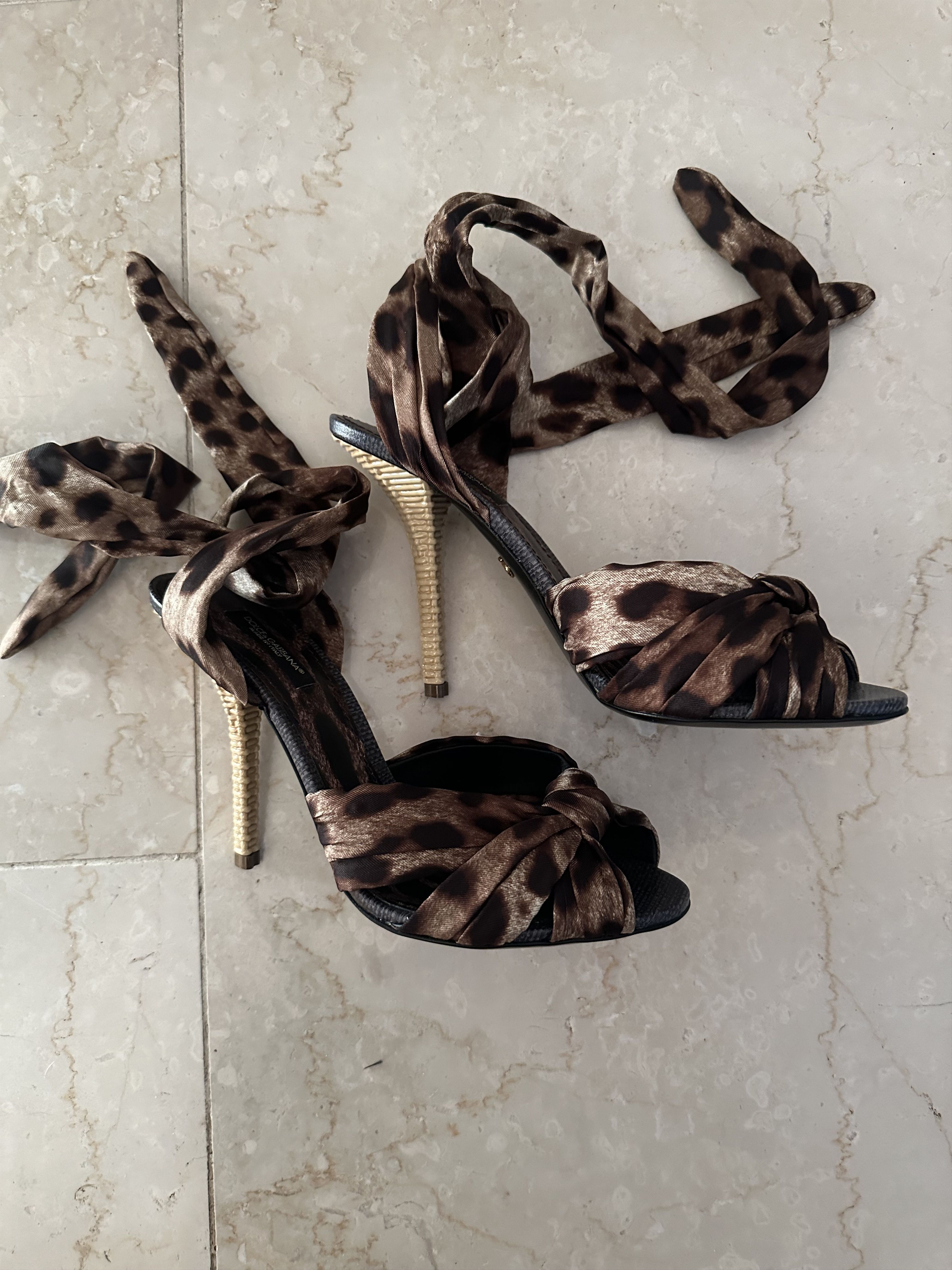 Dolce & Gabbana Leo heels with strap to fold Size US 8.5 / IT 38.5 - 3 Thumbnail
