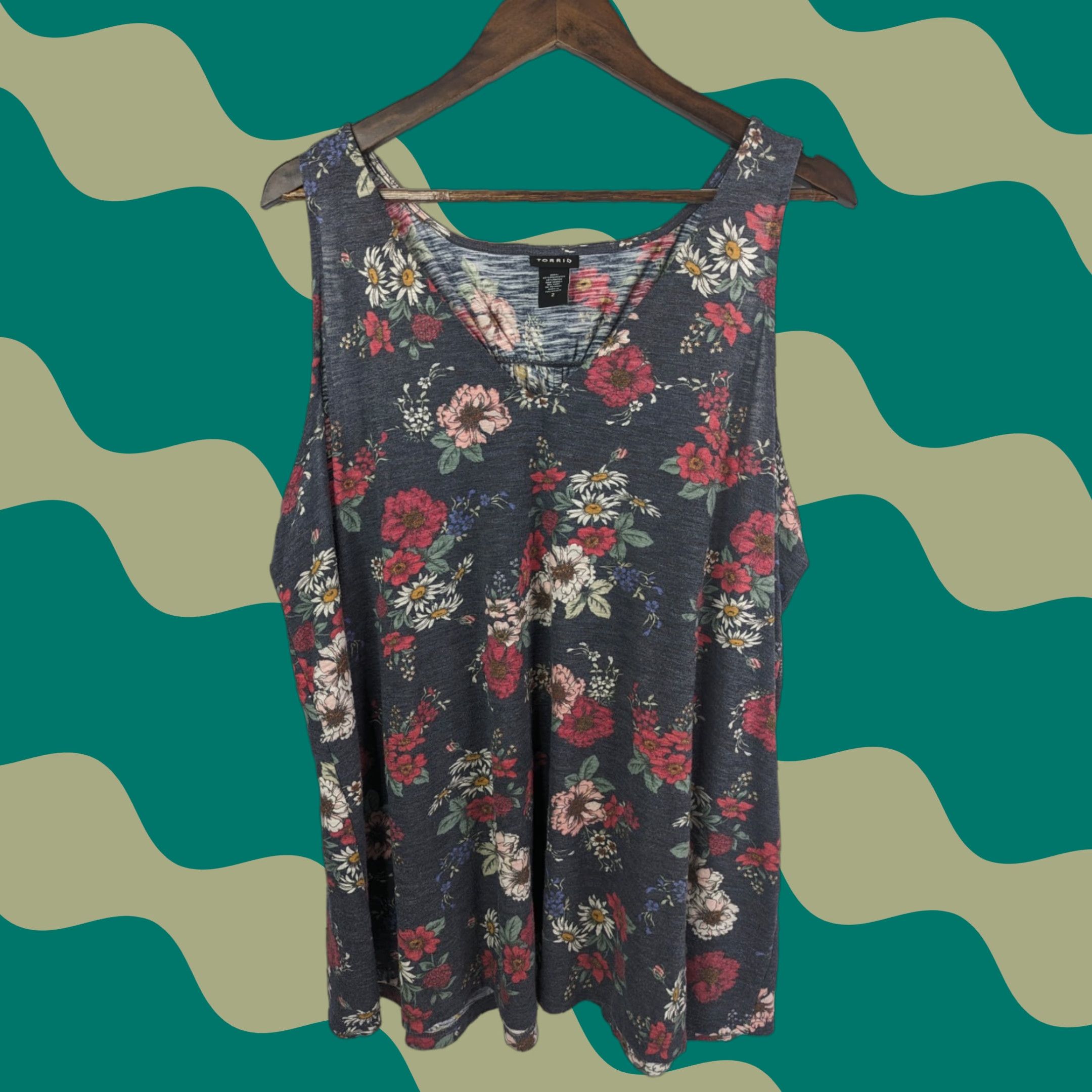 Torrid Torrid Floral Sleeveless V-Neck Blouse Tank Tunic Top Slit Back Multicolor 2 Plus Size Womens Size XS / US 0-2 / IT 36-38 - 1 Thumbnail