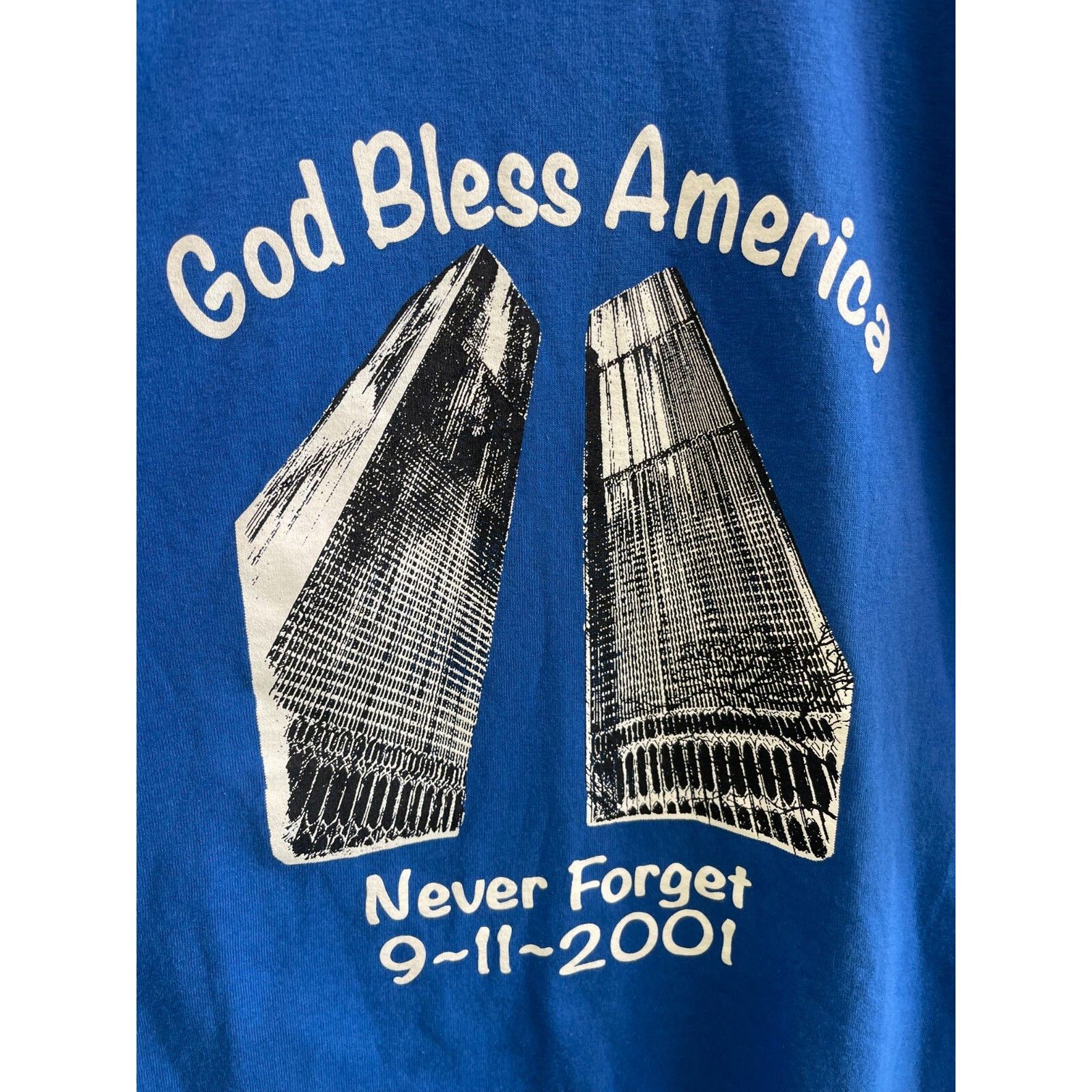Gildan VTG FDNY NYPD 9/11 GOD BLESS AMERICA TWIN TOWERS FREEDOM TOW Size US XL / EU 56 / 4 - 2 Thumbnail